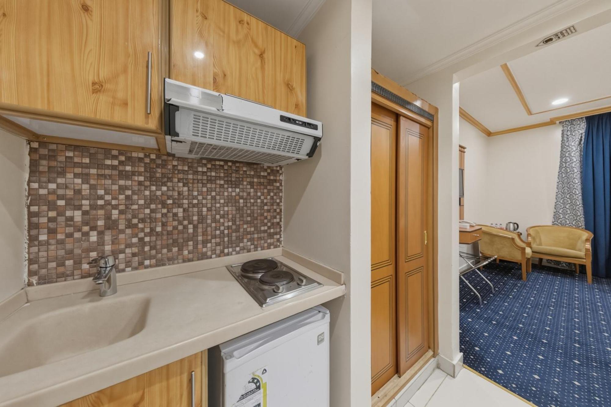 Double Room,1769861356:JPEG