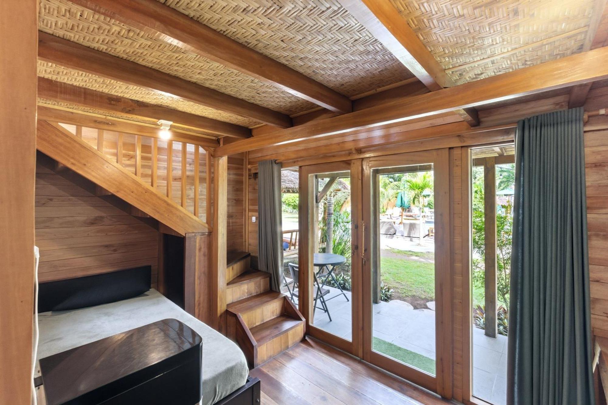 Superior Double or Twin Room Pool View
