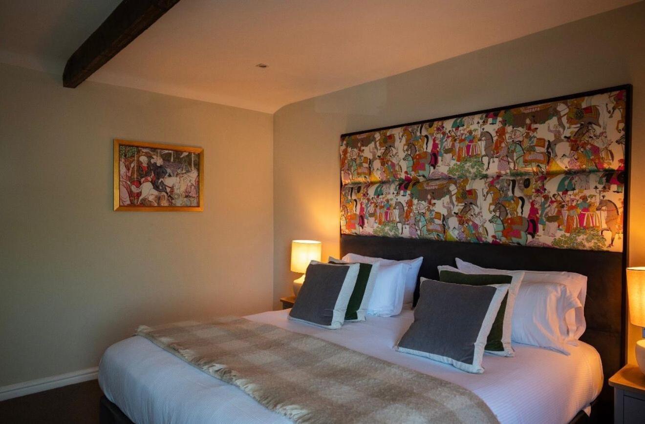 Deluxe King Room,1769877012:JPEG