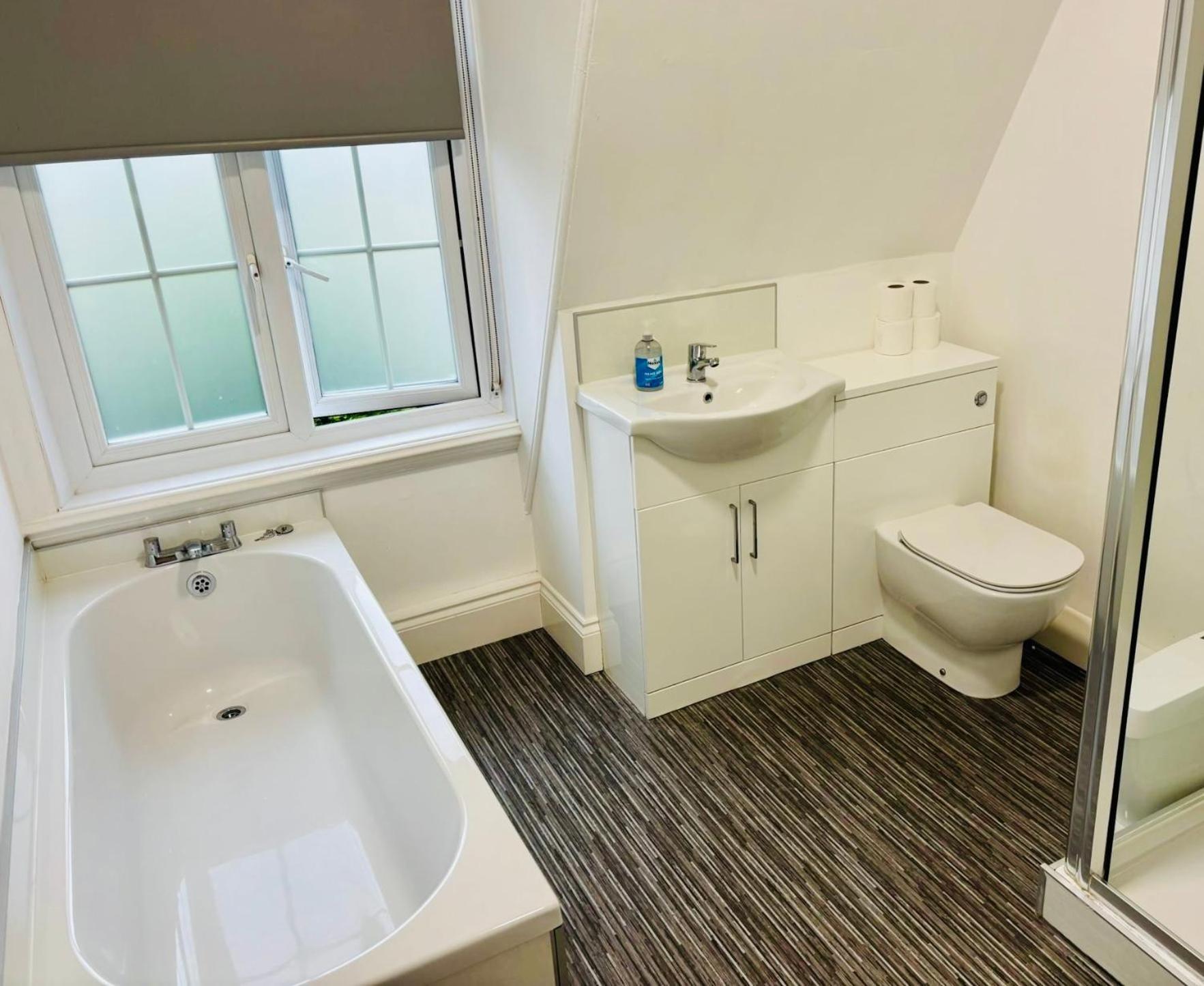 Standard Double Room with Shared Bathroom