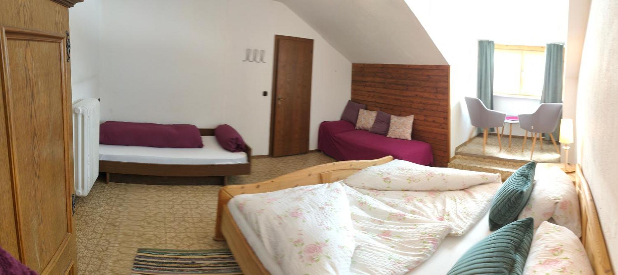 Dreibettzimmer