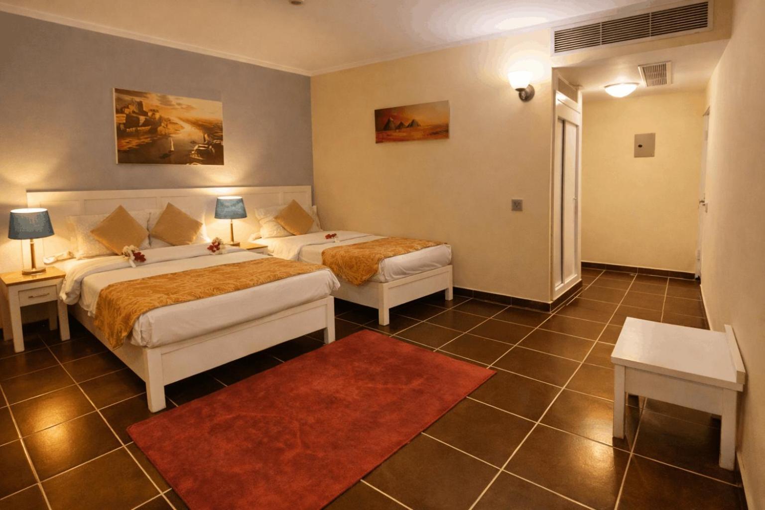 Triple Room with Pool View