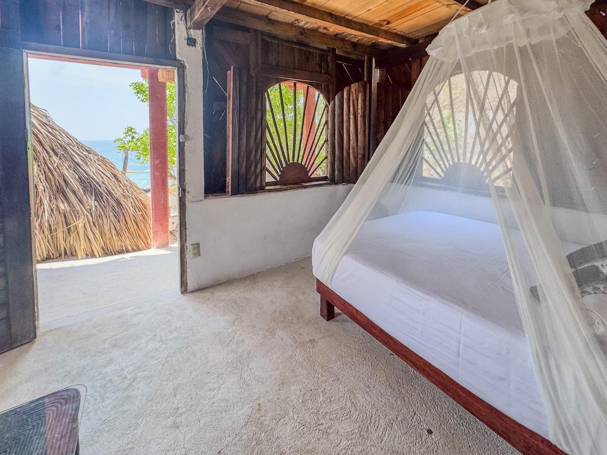 Standard Twin Room with Sea View