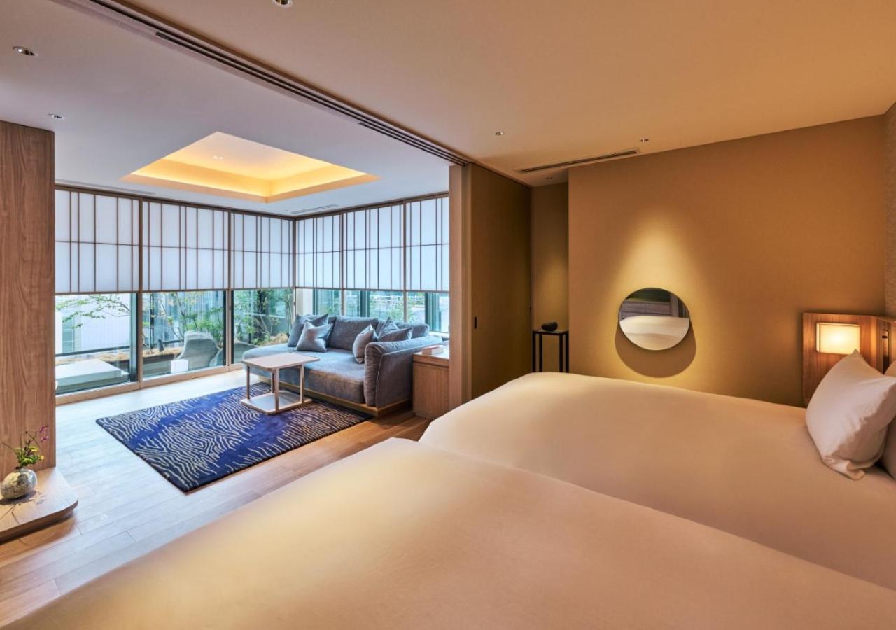 Precious Suite