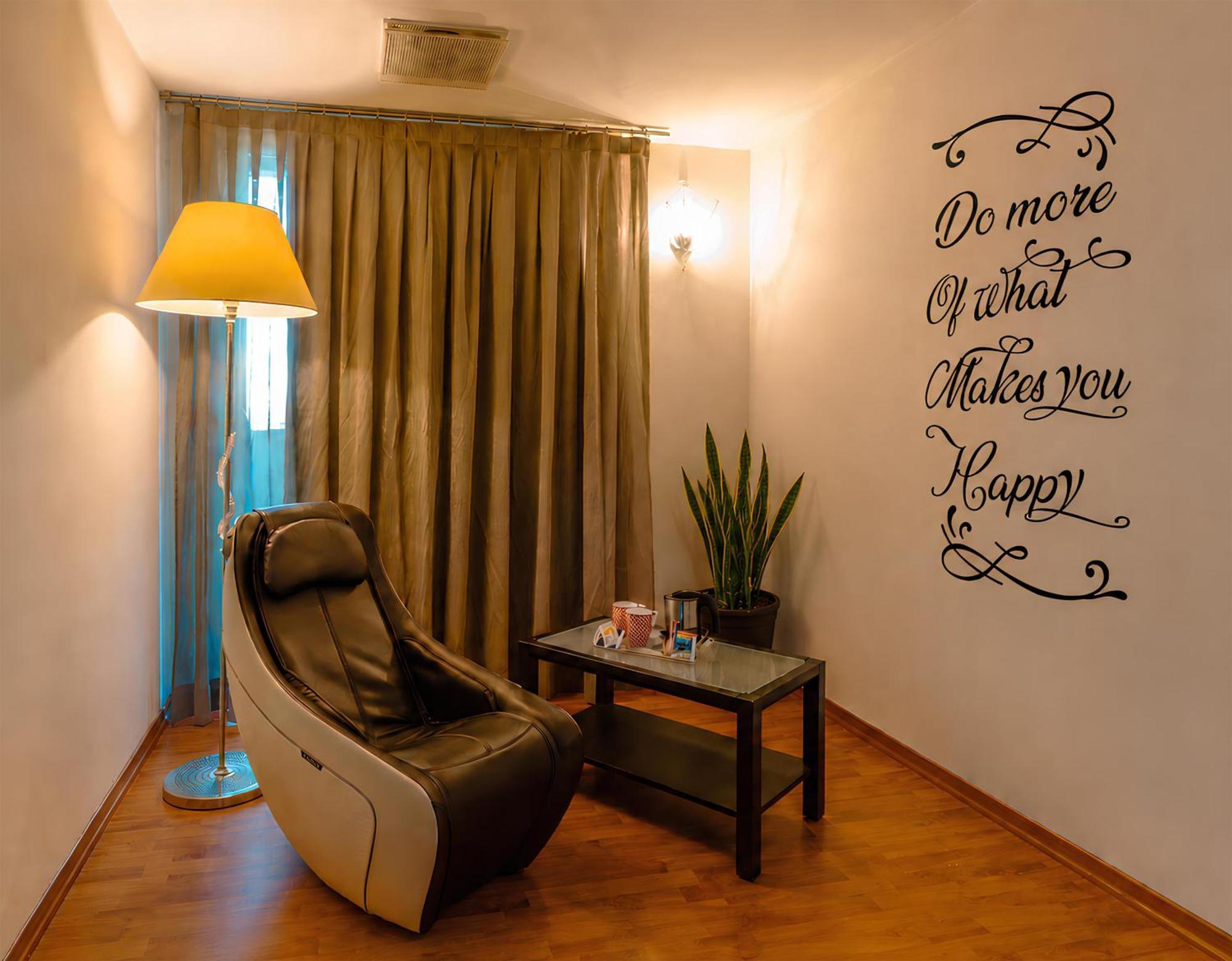 Junior Queen Suite Balcony Spa Bath Non-Smoking