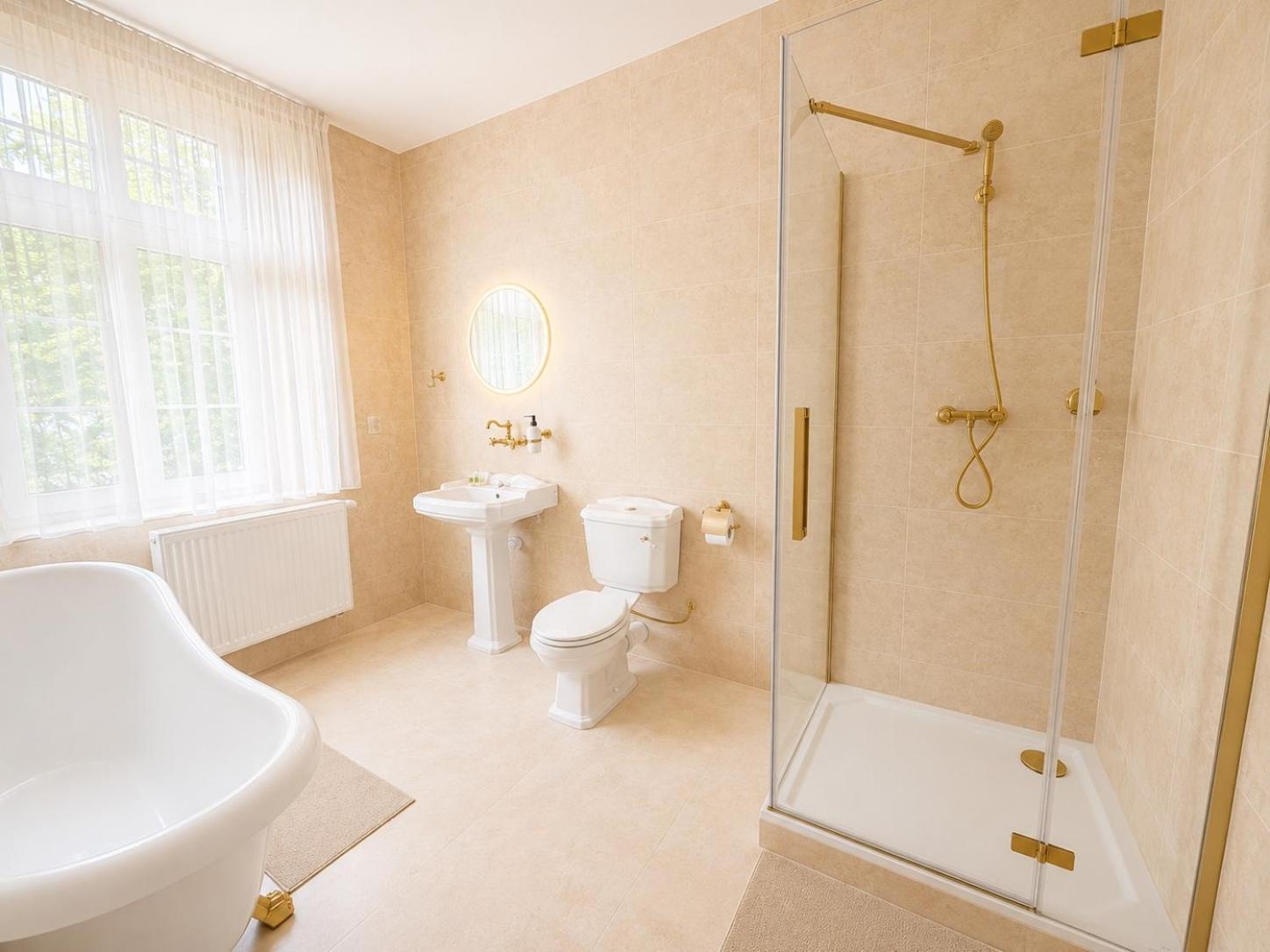 Deluxe Double Room with Bath