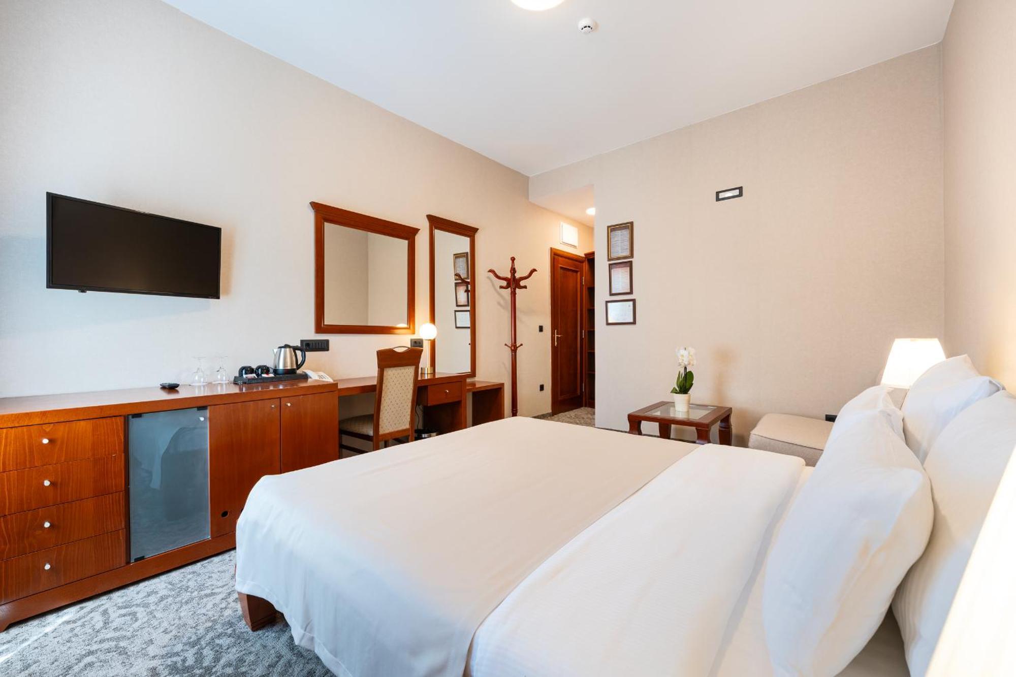 Deluxe Double Room with Sea View