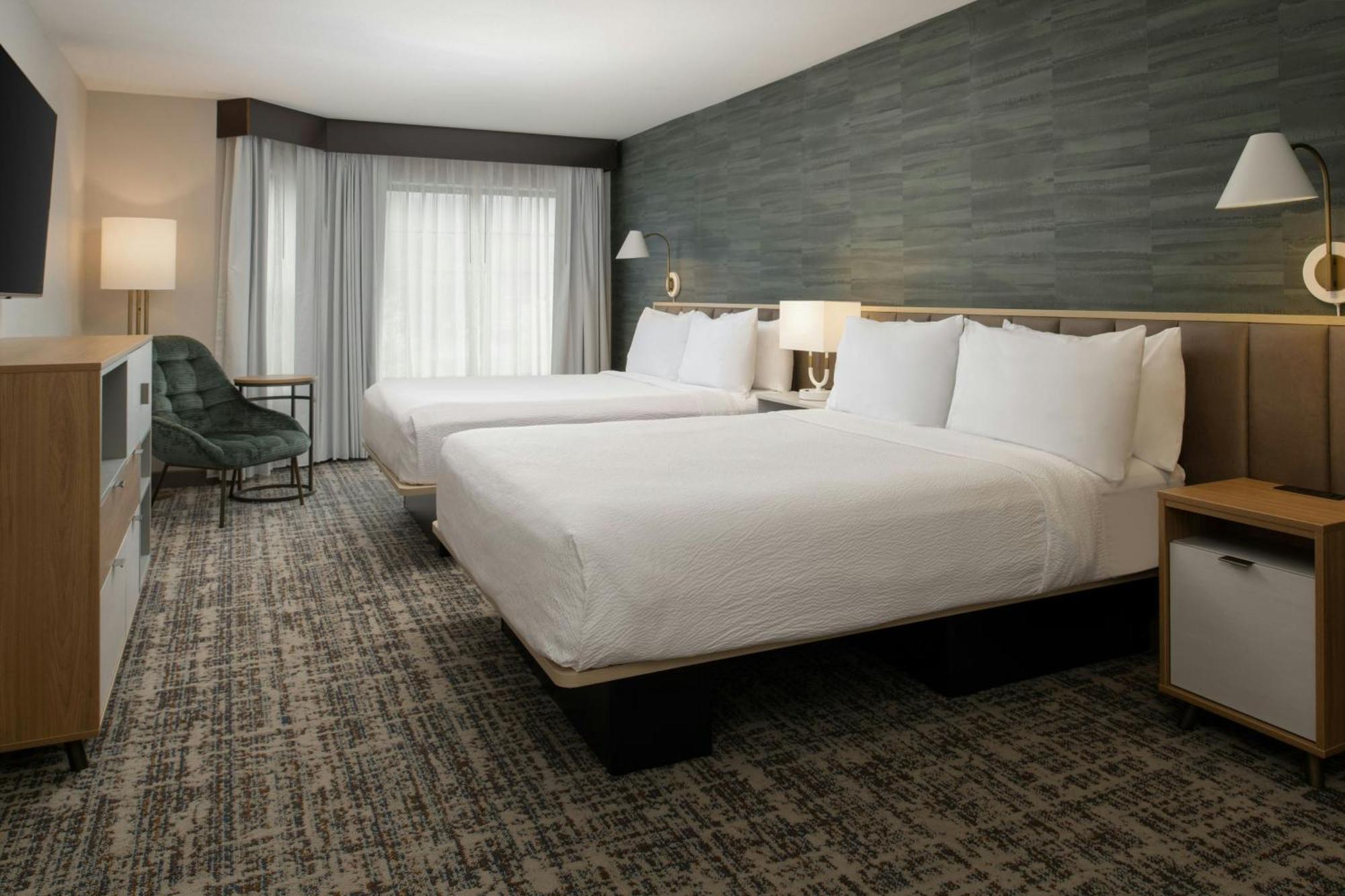 Suite mit 1 Schlafzimmer, 2 Queensize-Betten und Schlafsofa