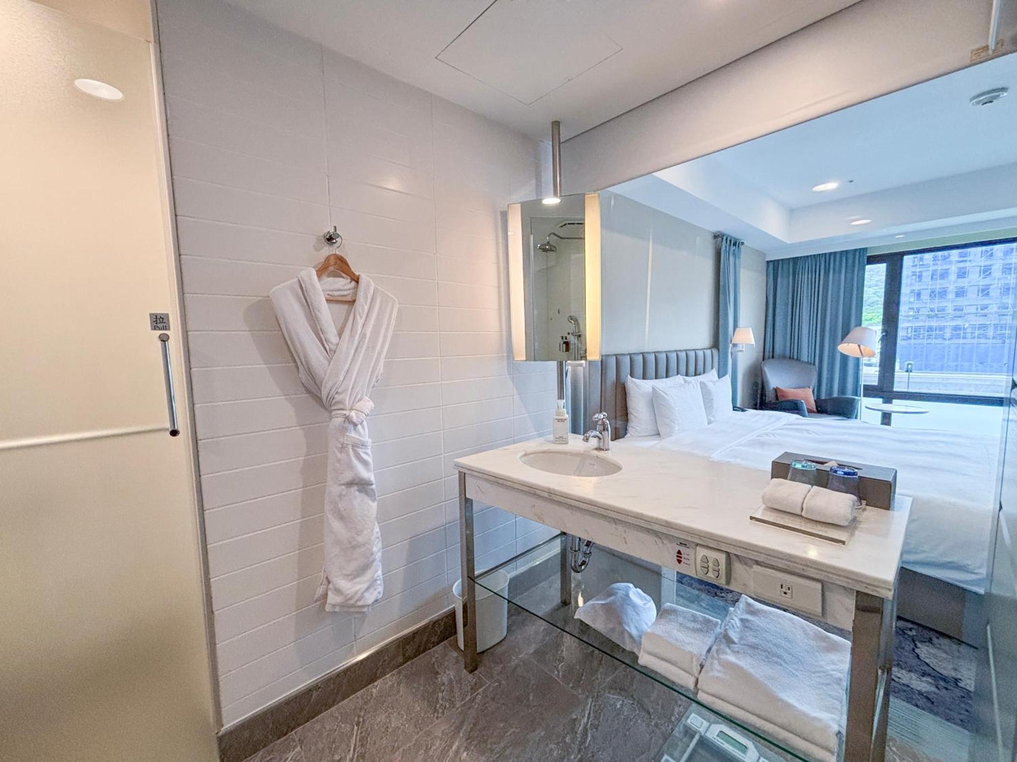 Deluxe Double Room Extra Bed