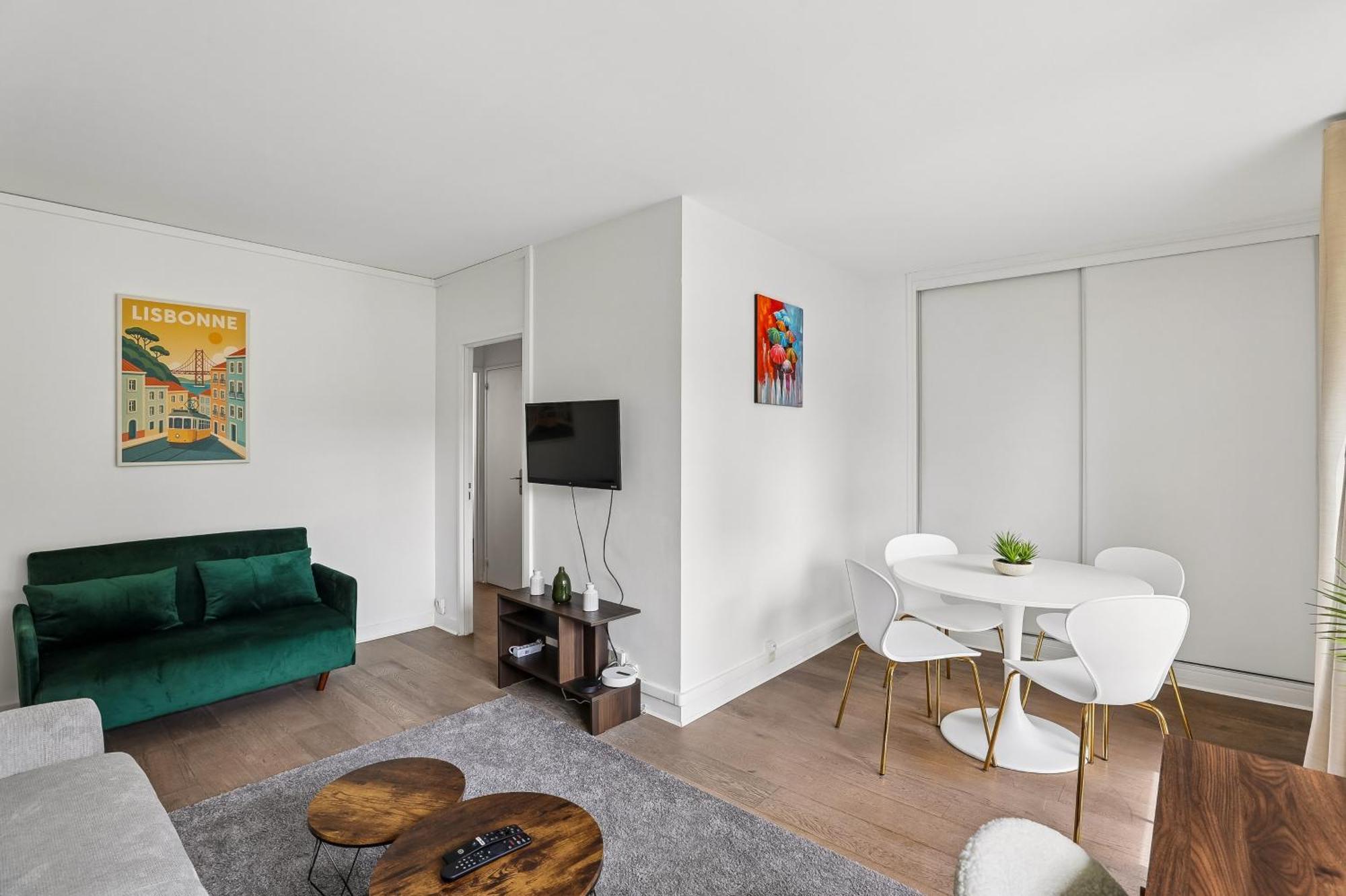 Appartement 1 Chambre avec Balcon et Vue sur la Ville