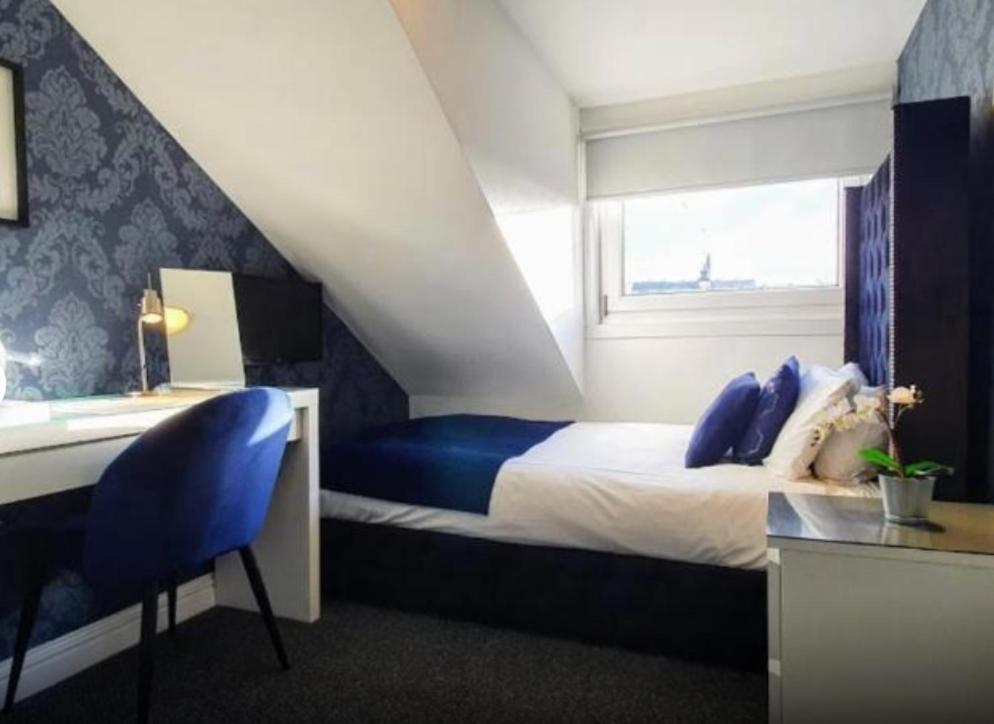 Superior Single Room