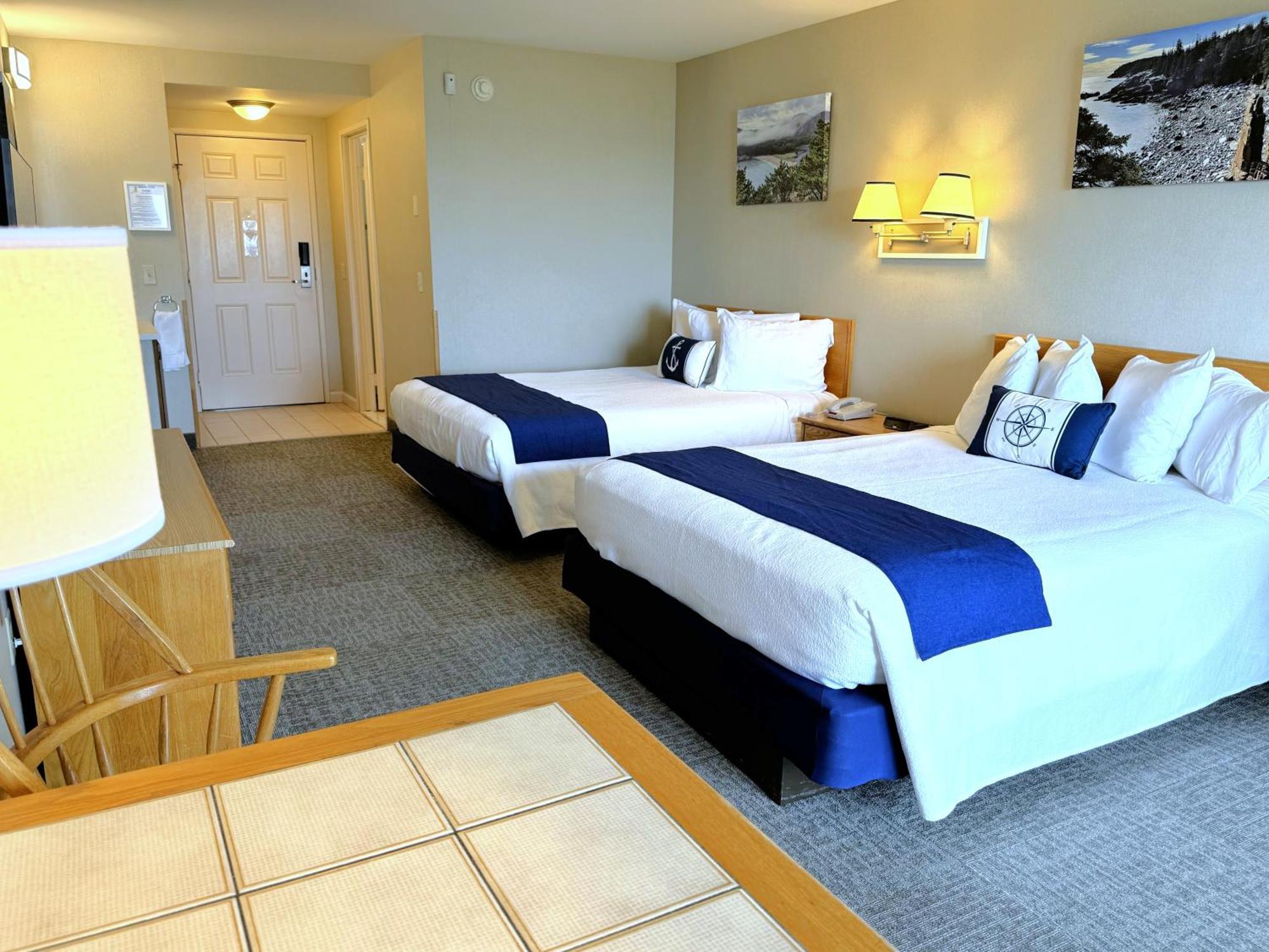 Family Room Ocean View Balcony 2 Queen Beds Sofa Bed 1st Floor NON-PET