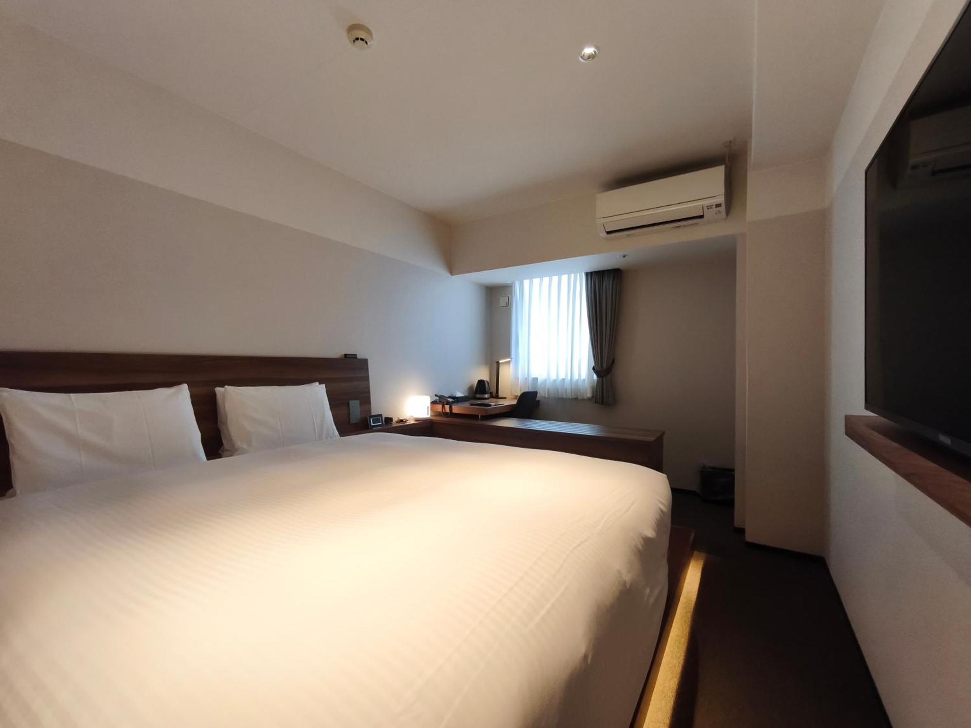 Standard King Room Non-Smoking