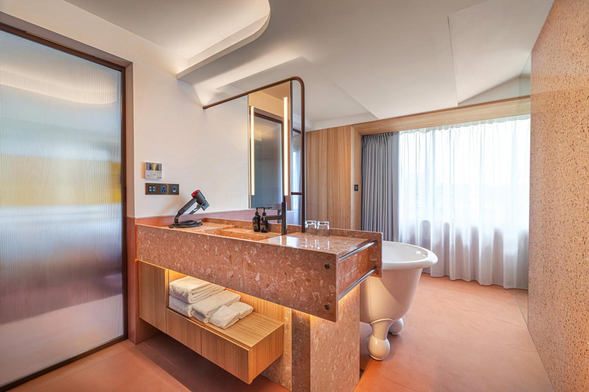 Premier Room