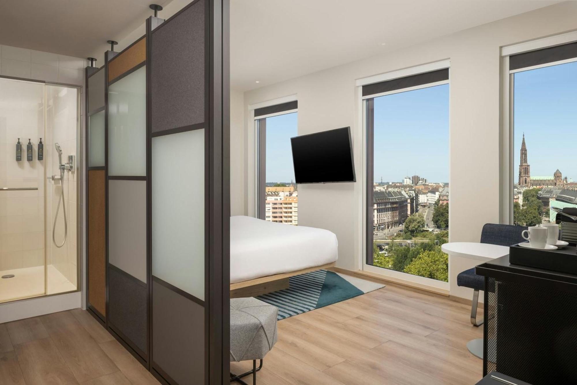 King Room City Cathedral View