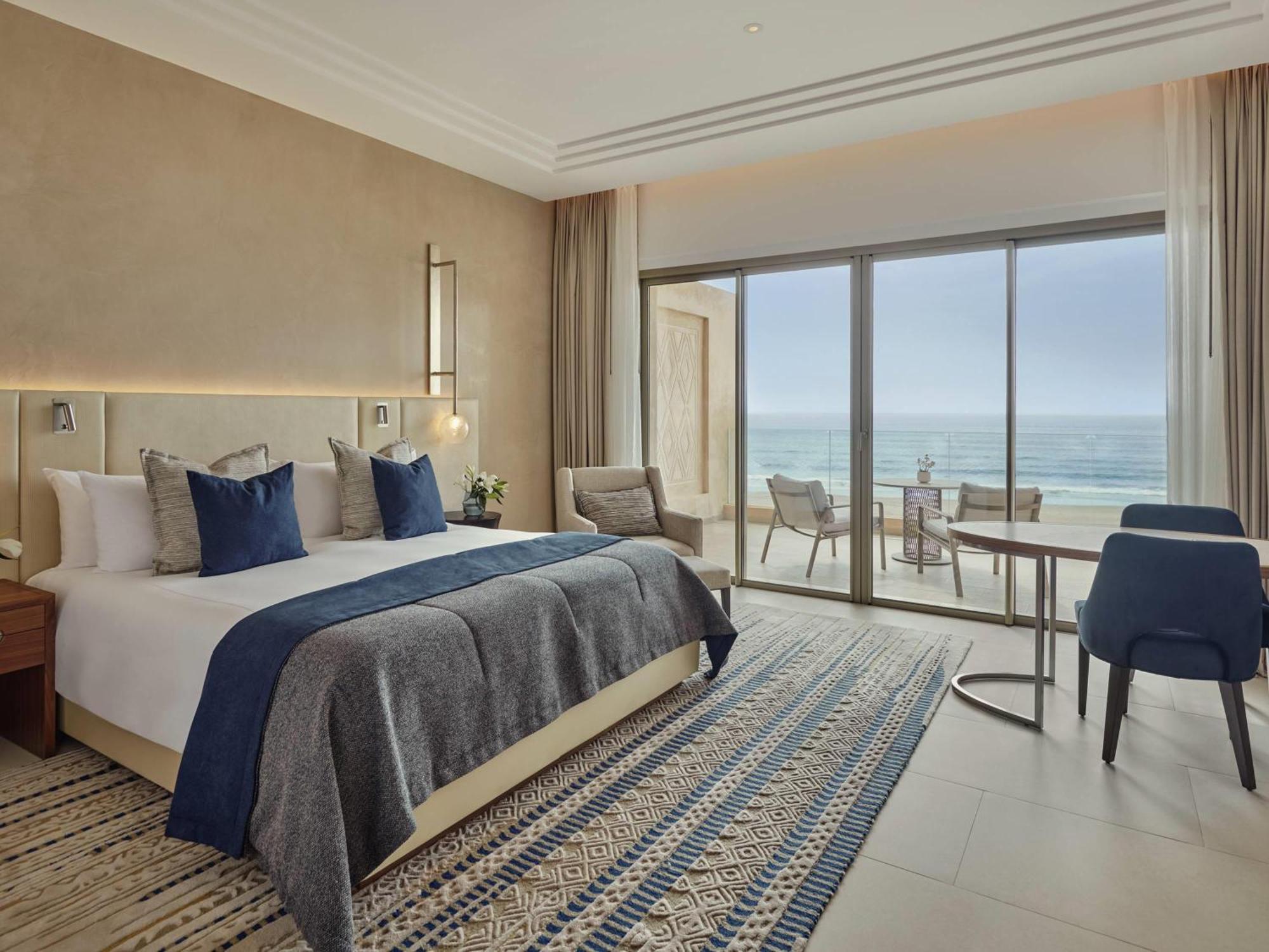 Deluxe King Room Ocean View