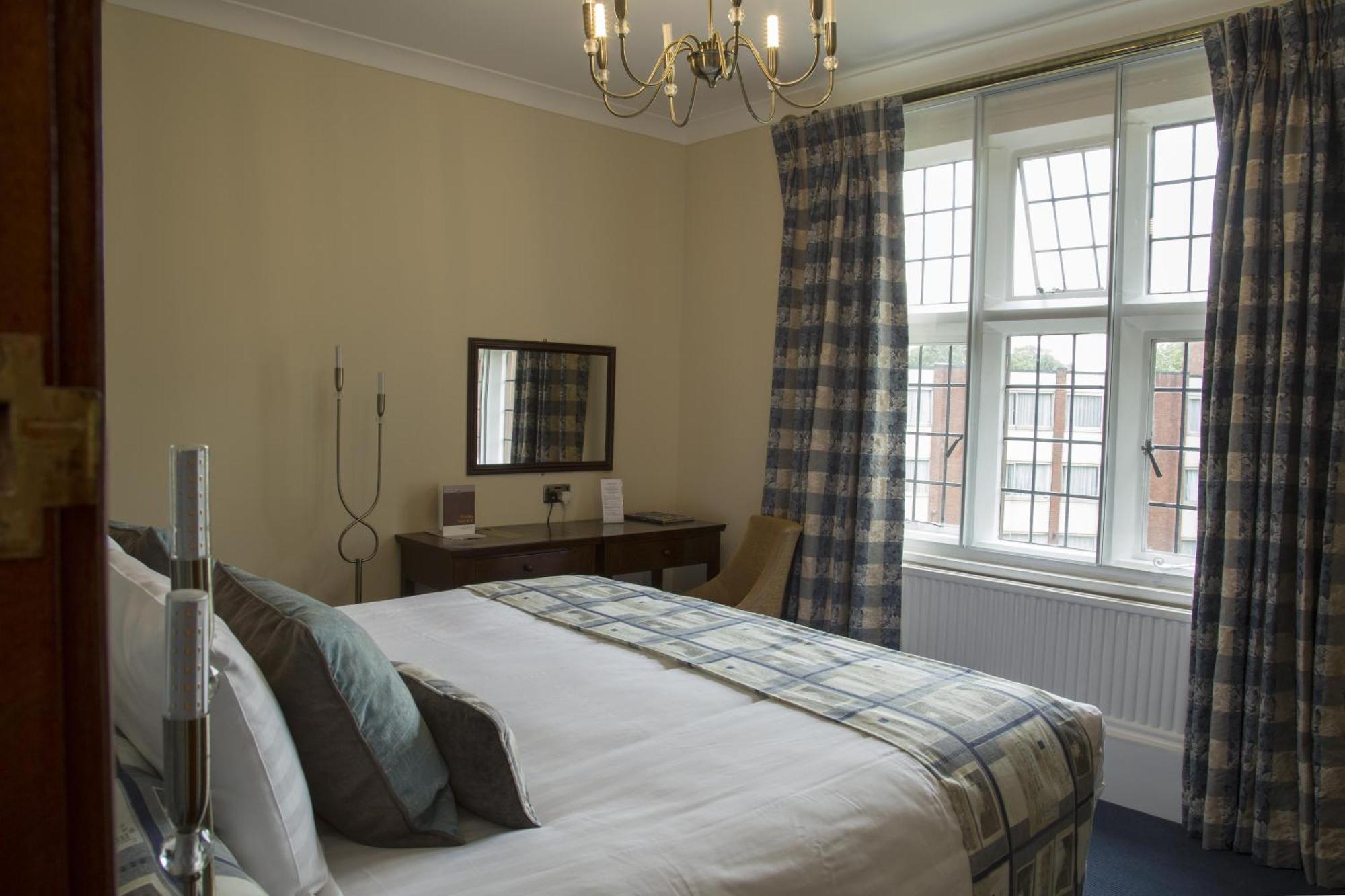 Classic King Room