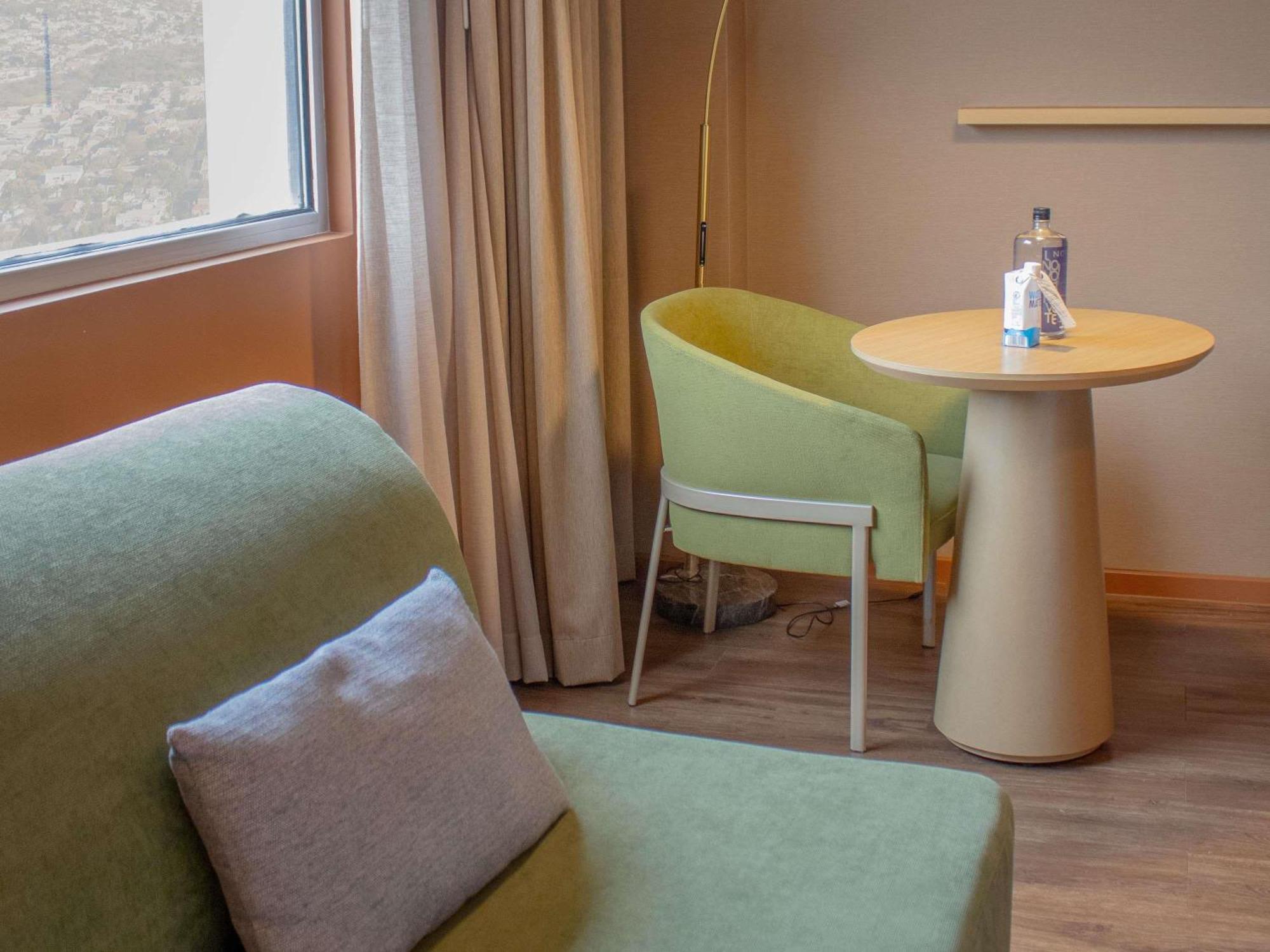 Executive King Room