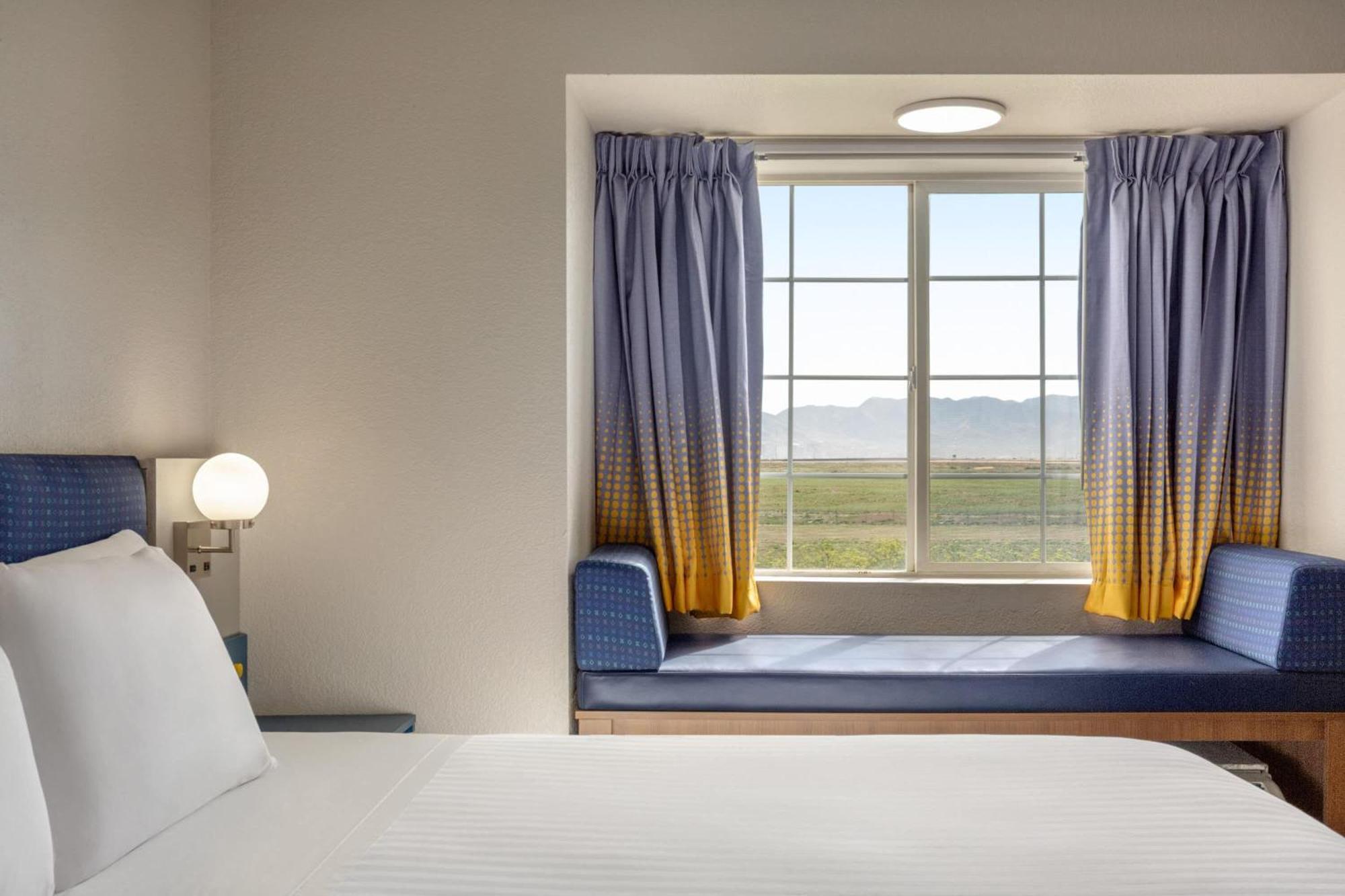 Suite Estudio - Cama extragrande - No fumadores