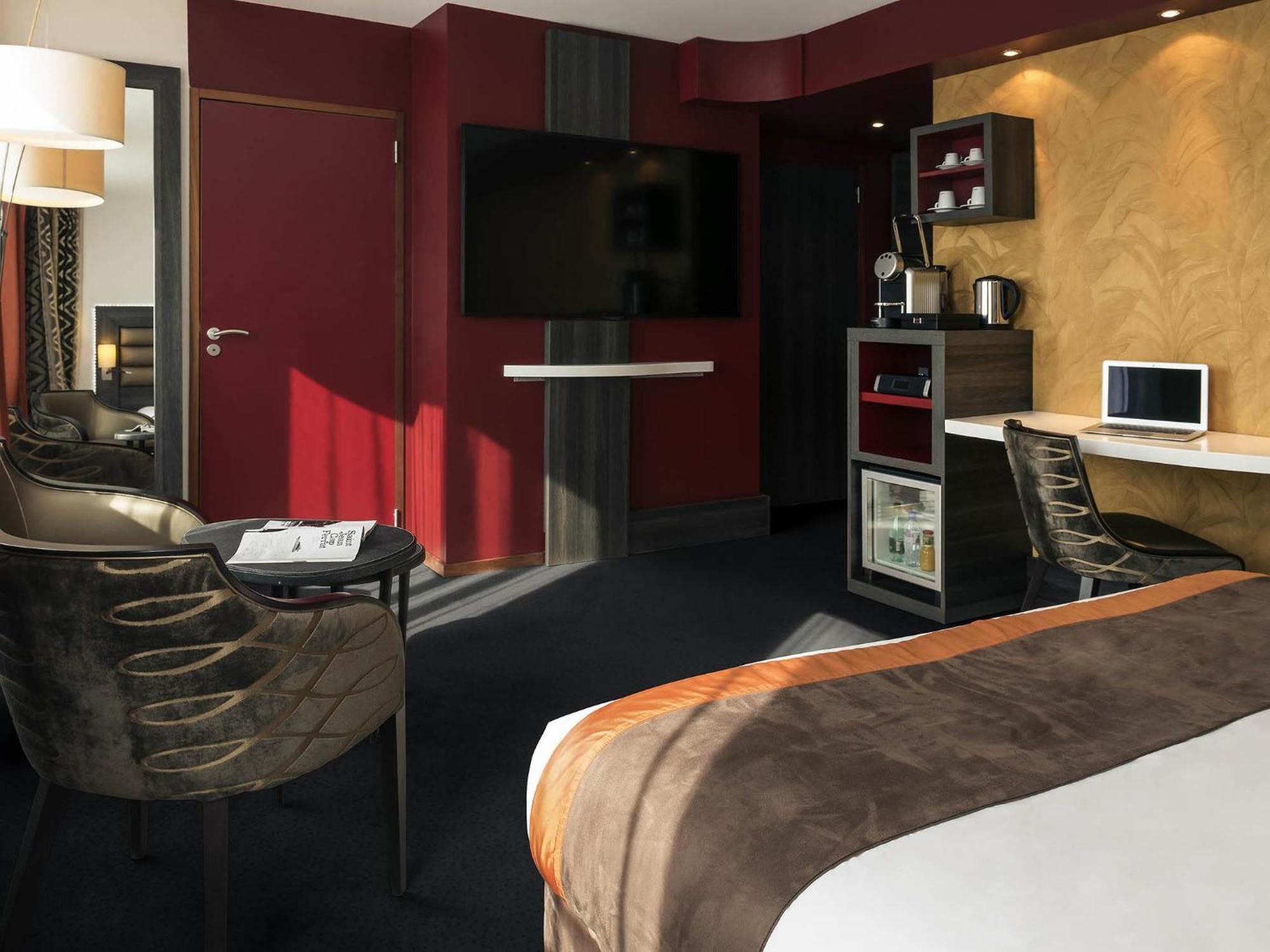Superior Suite One King Bed