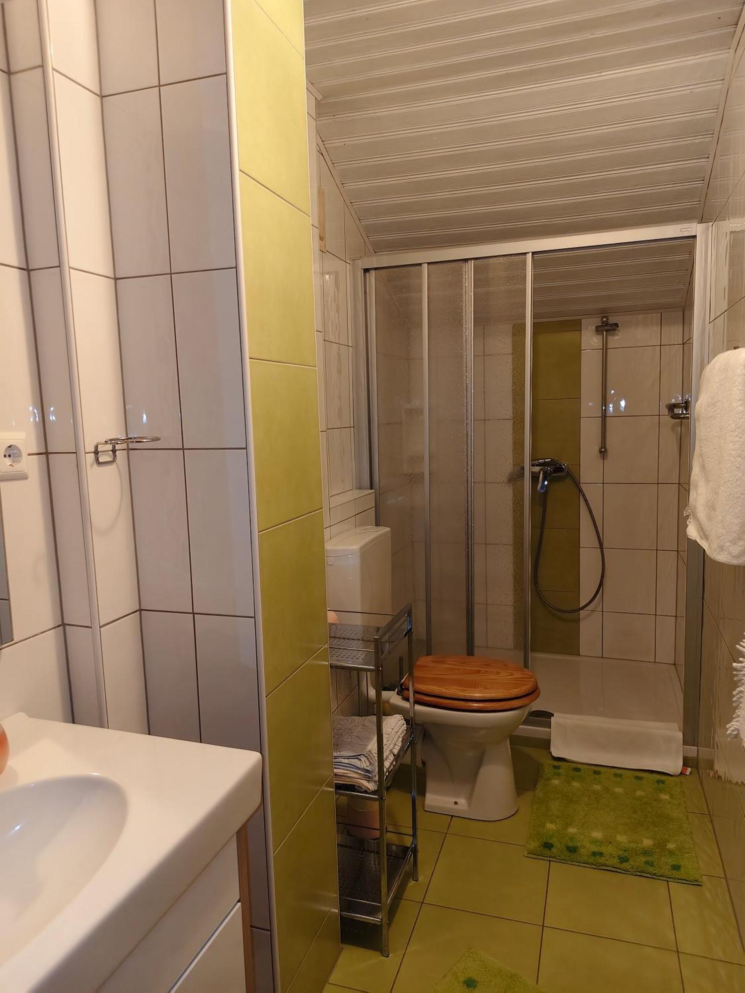 Doppelzimmer mit Balkon