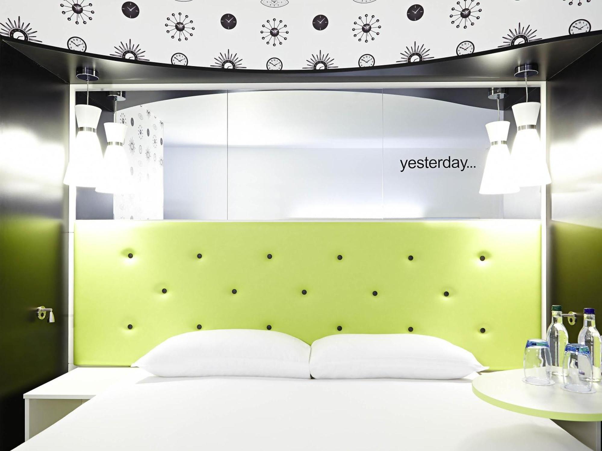 Queen Room
