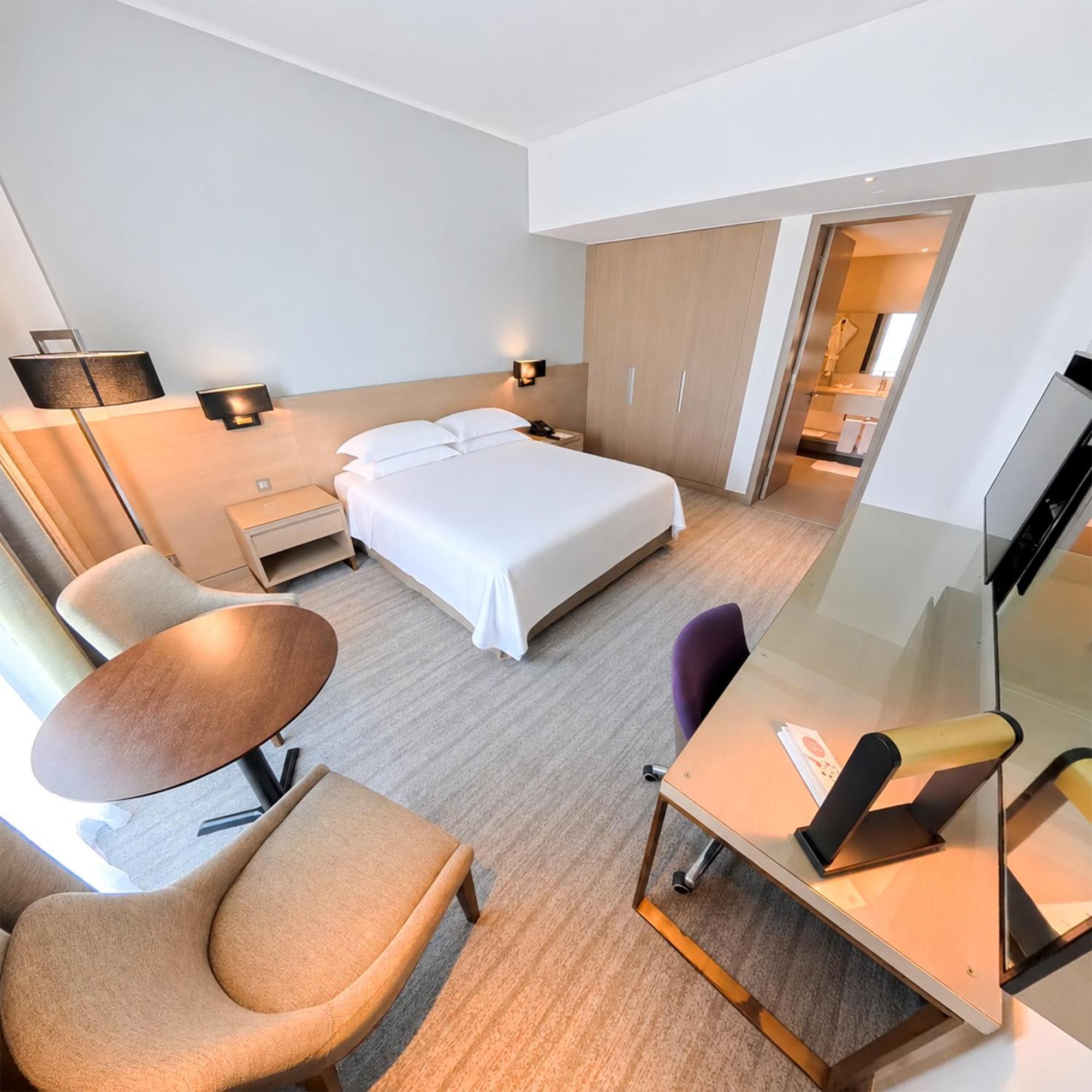 Deluxe Suite
