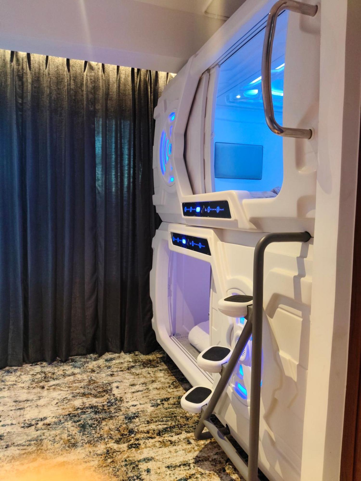 Single Room with Private External Bathroom