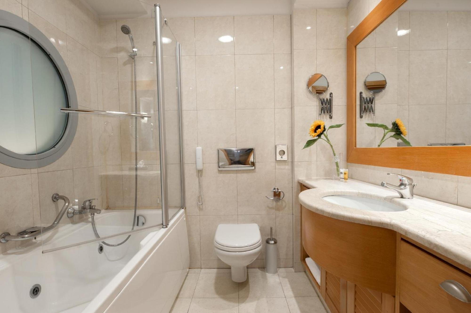 Executive Double or Twin Room,1771491892:JPEG