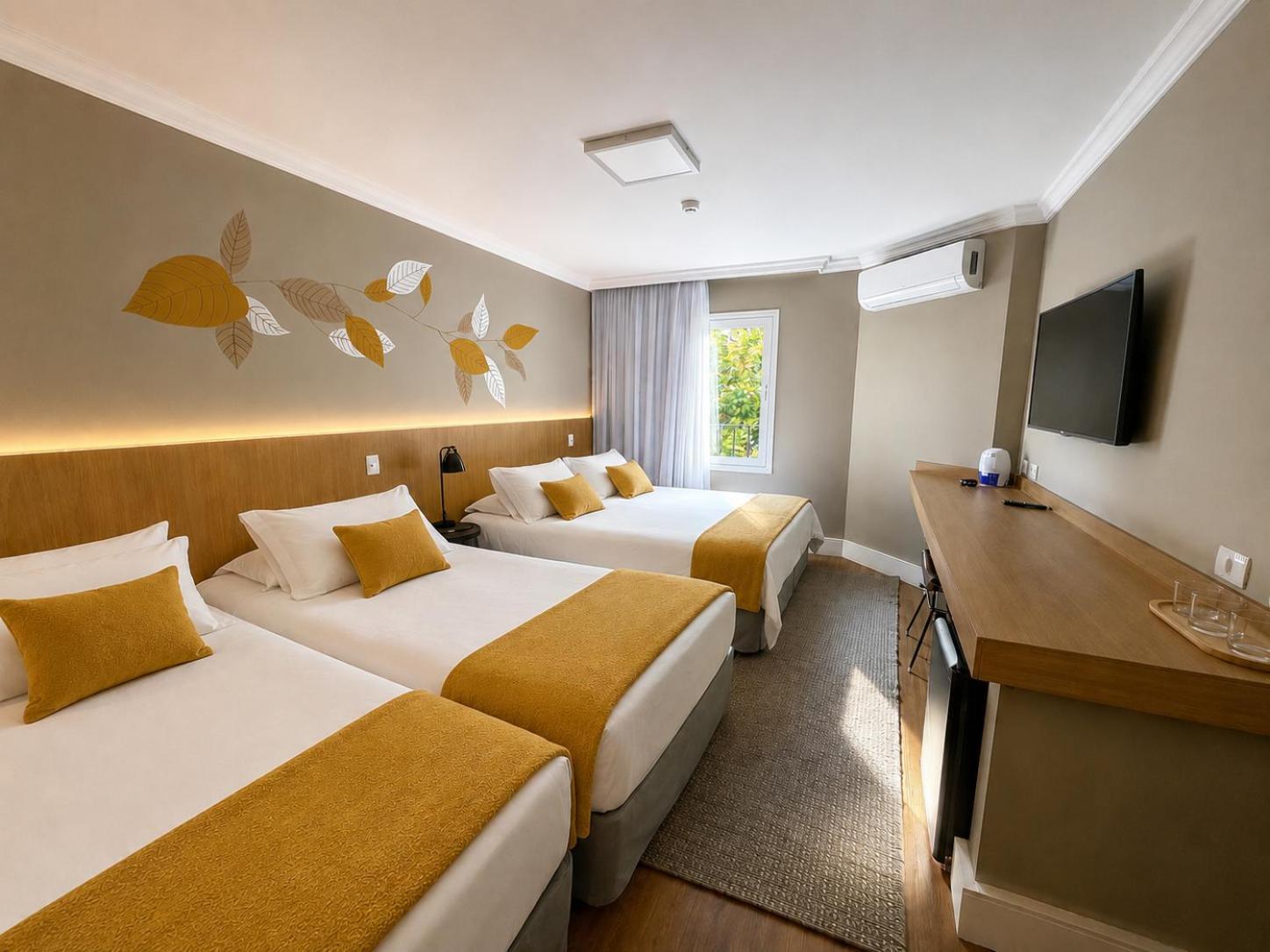 Deluxe Quadruple Room