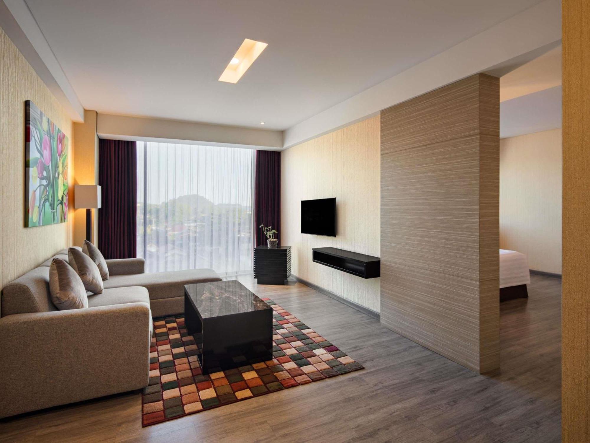 Suite King Room with Sofa Bed