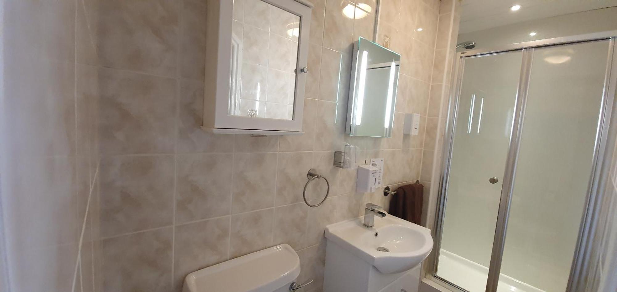 Executive Single En-suite Room