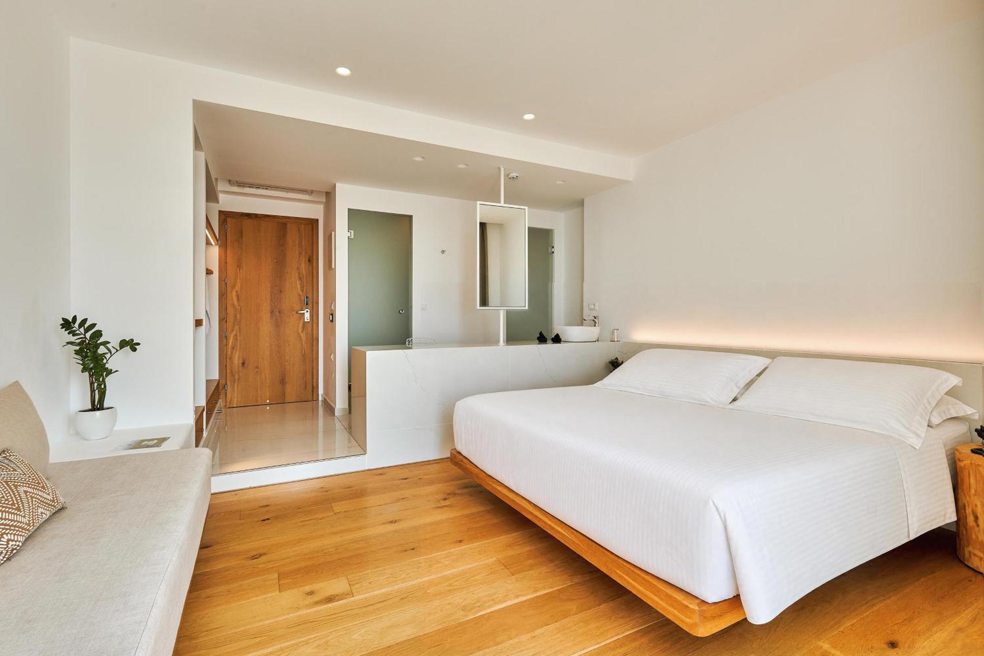 Premium Room,1771570635:JPEG