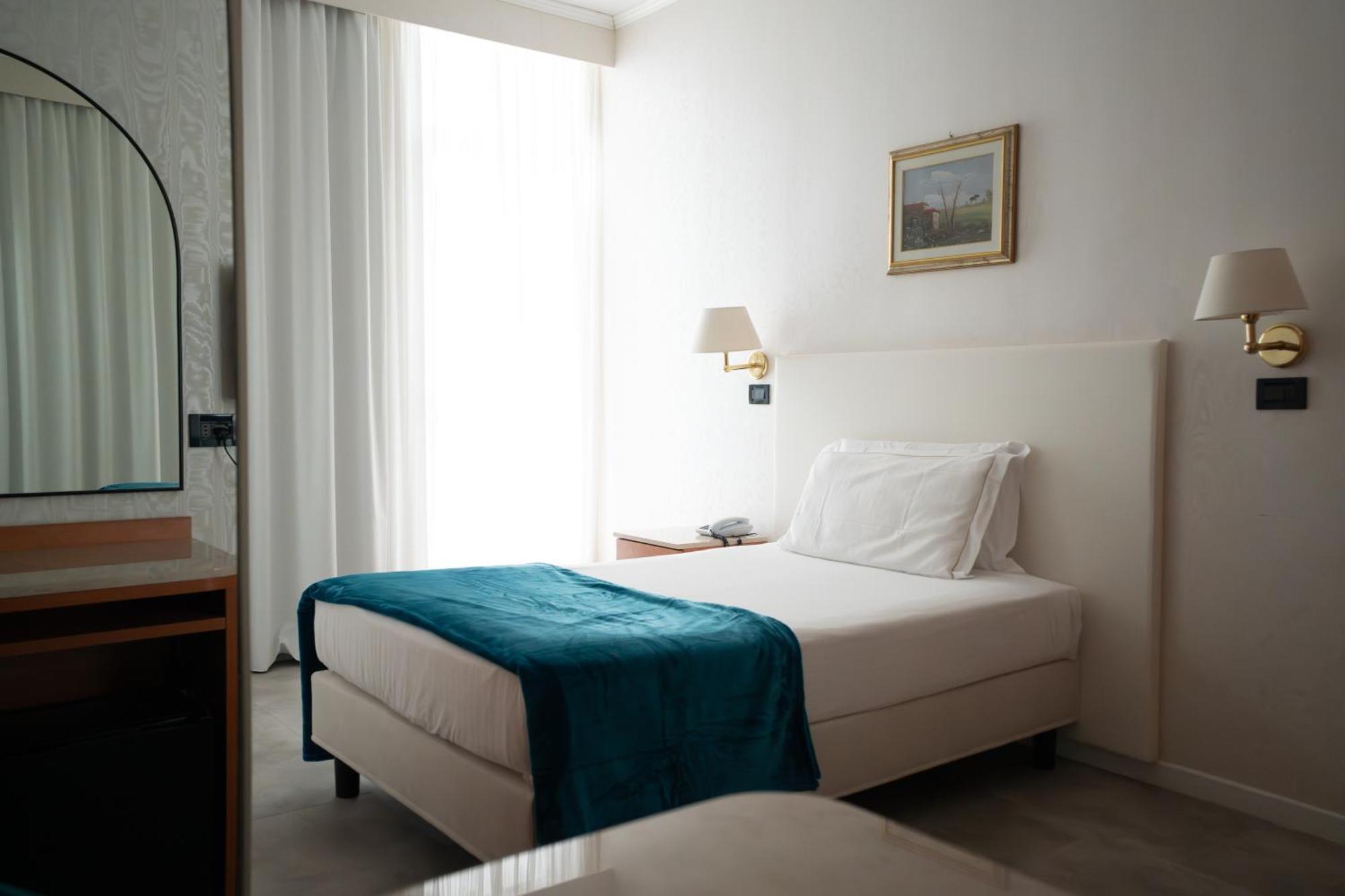 Budget Single Room