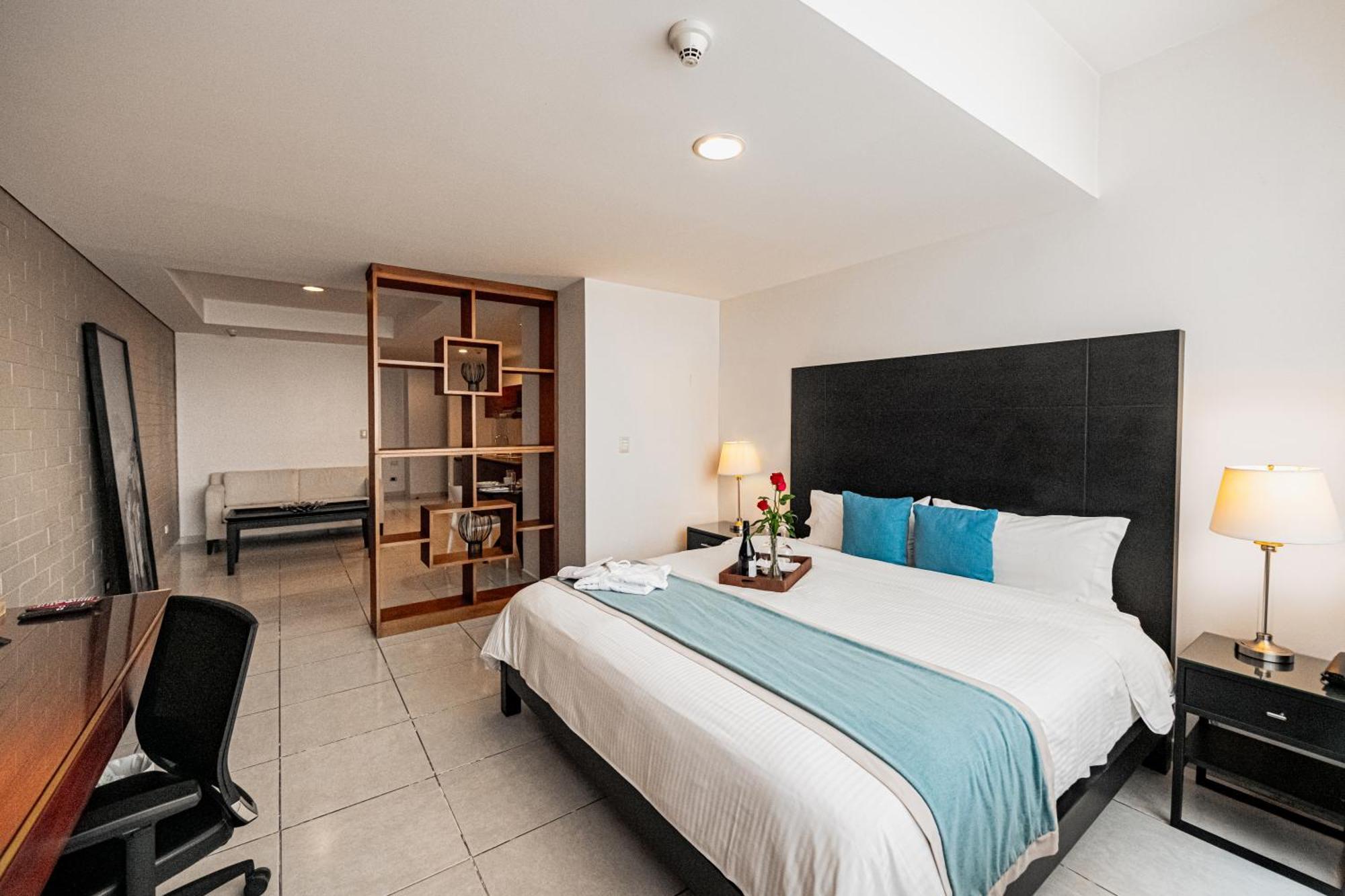 Junior Suite,1771606575:JPEG