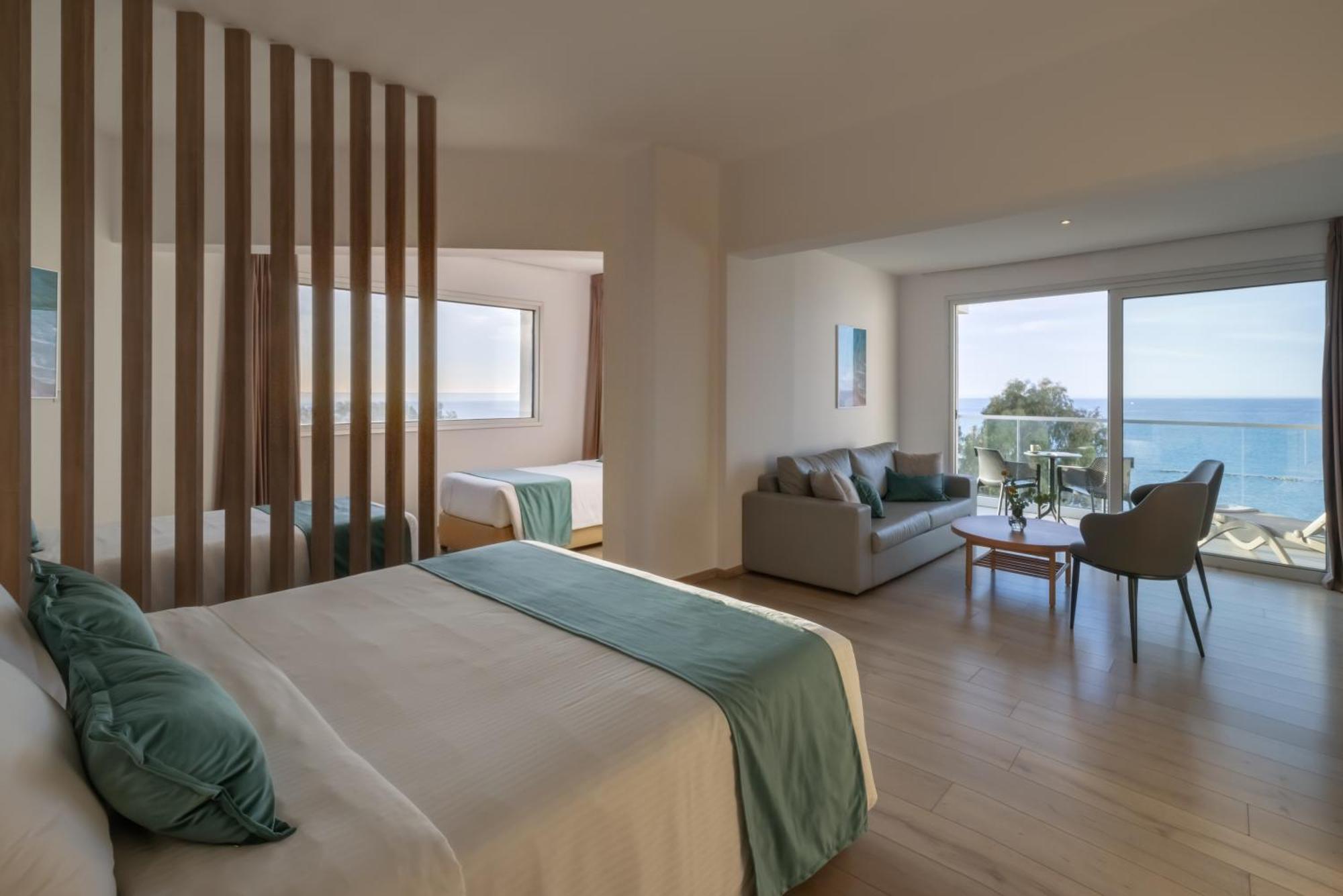 Sea View Suite
