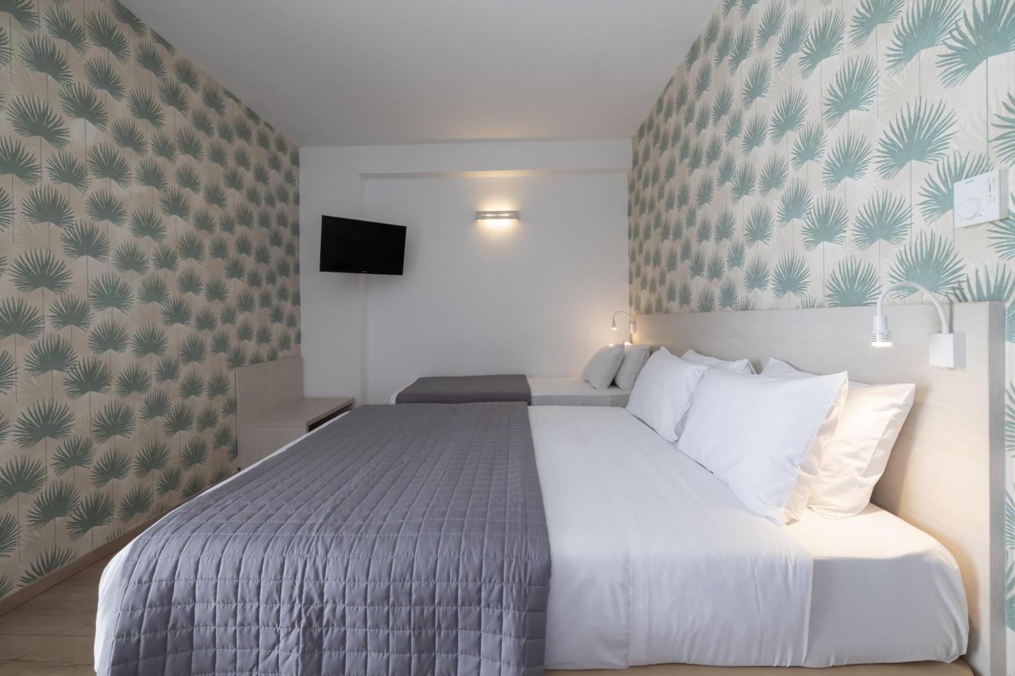 Standard Room Side Sea View