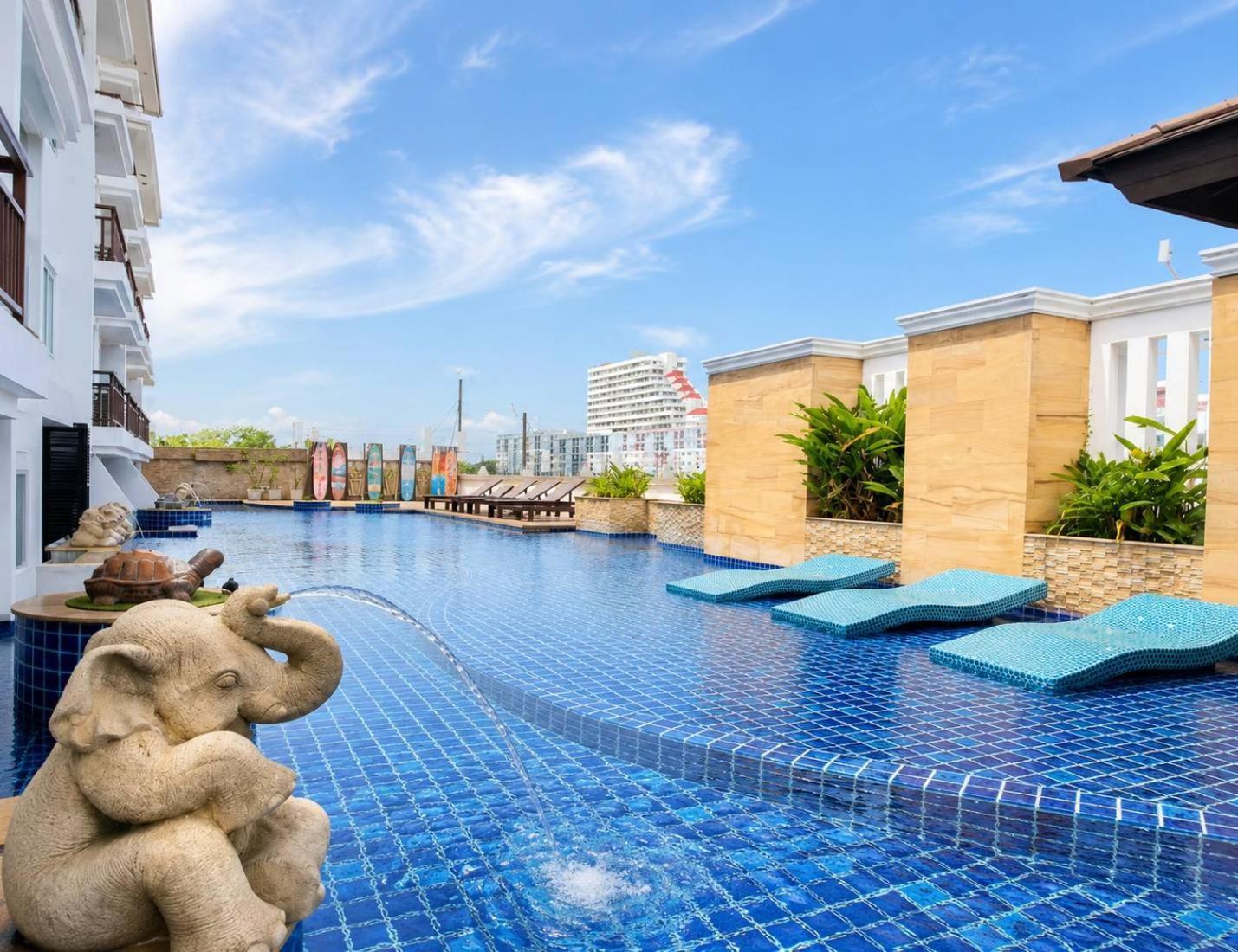 Double Room with Pool View