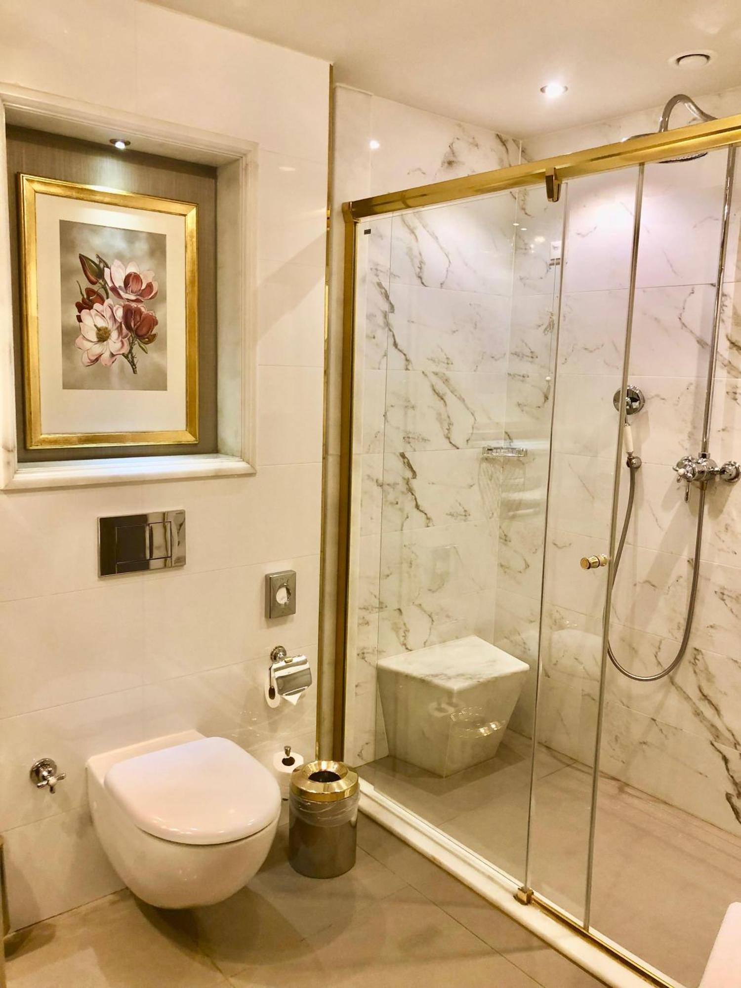 Luxury Deluxe Double or Twin Room