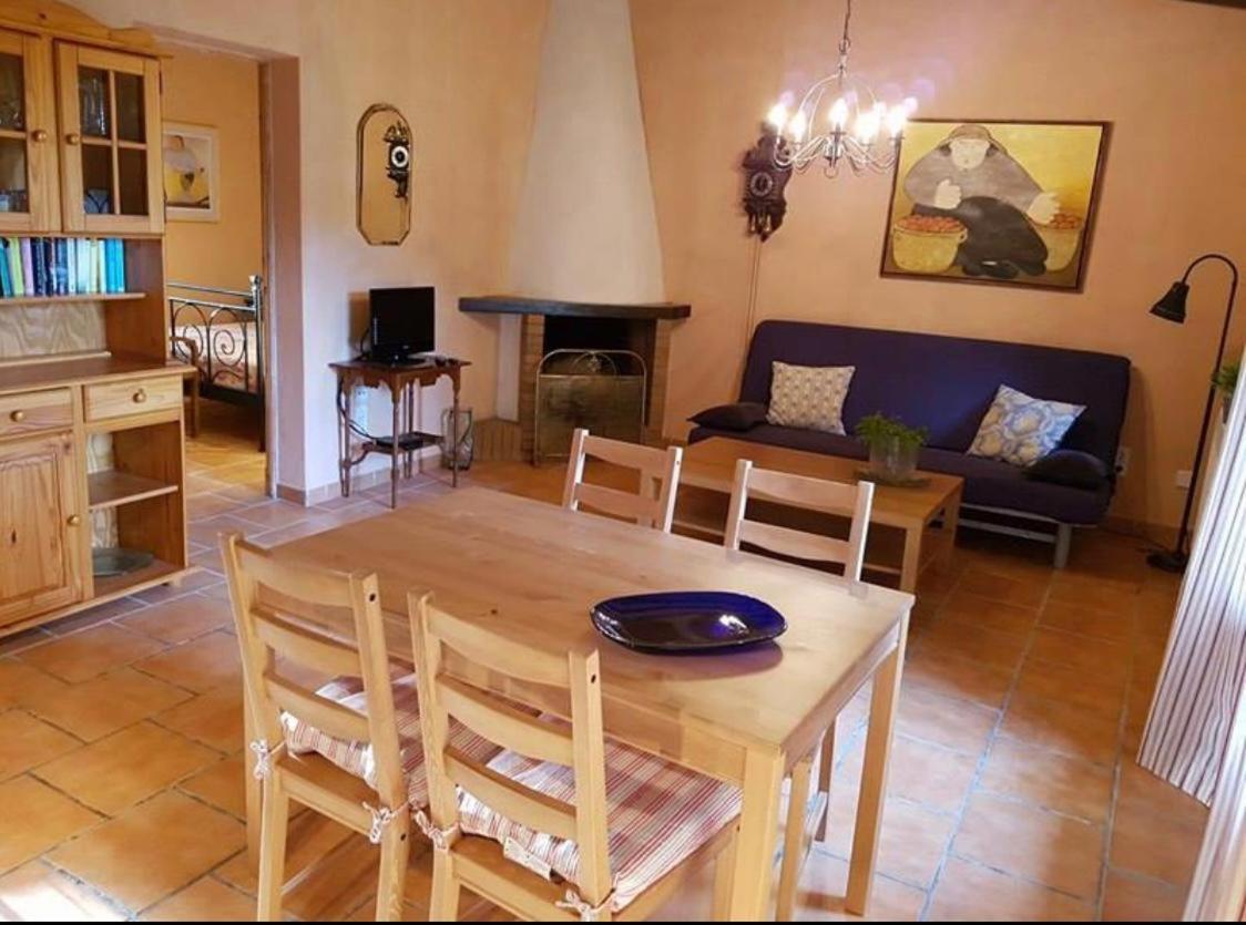 Apartamento de 1 dormitorio con vistas al jardín