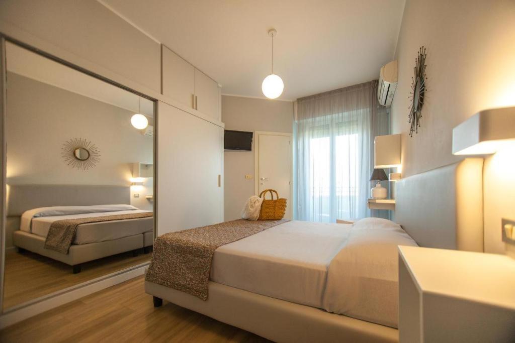Deluxe Doppel-/Zweibettzimmer mit Meerblick