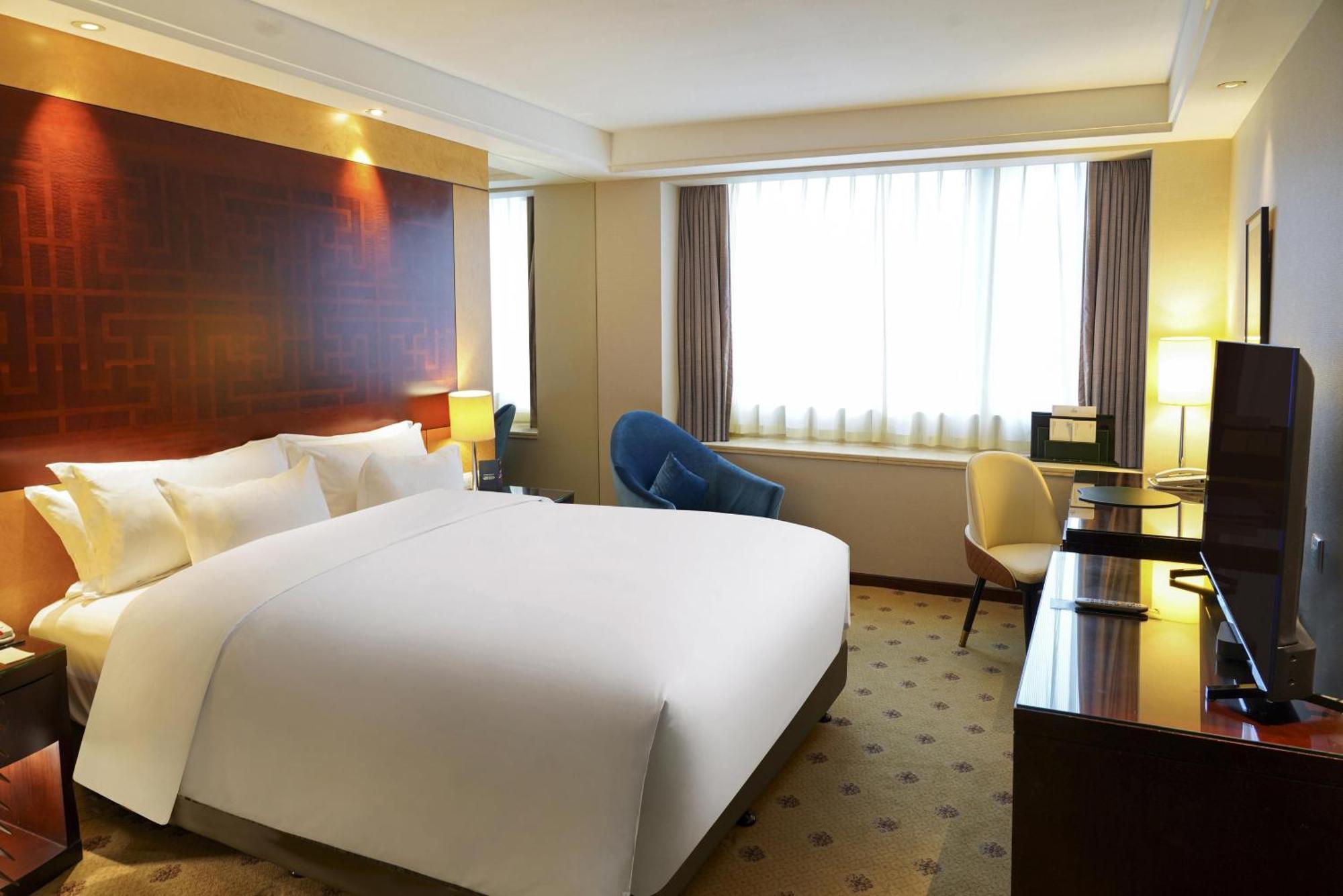 One-Bedroom Executive Suite