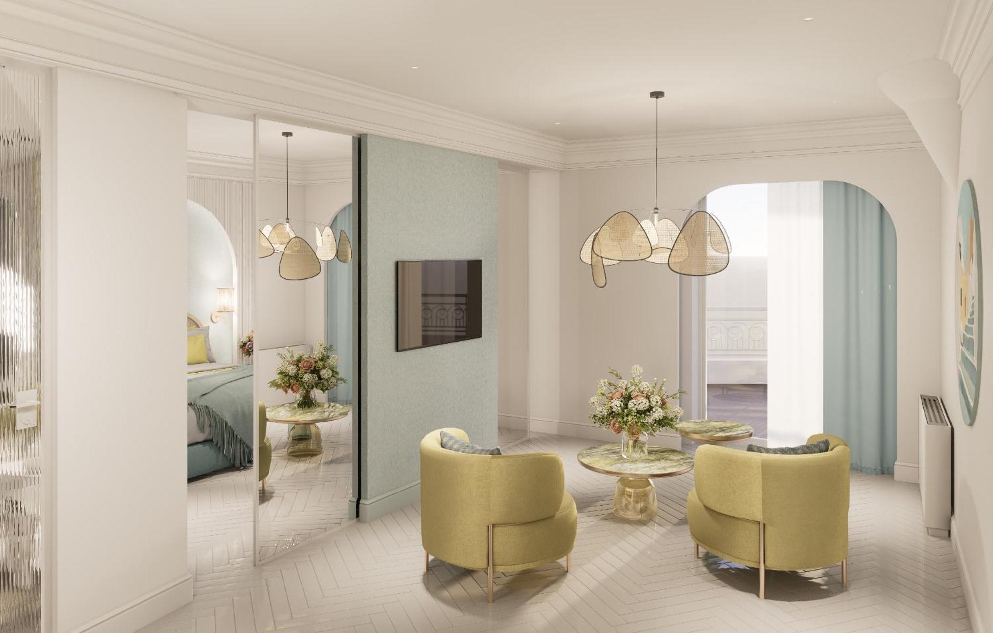 Suite with Hot Tub