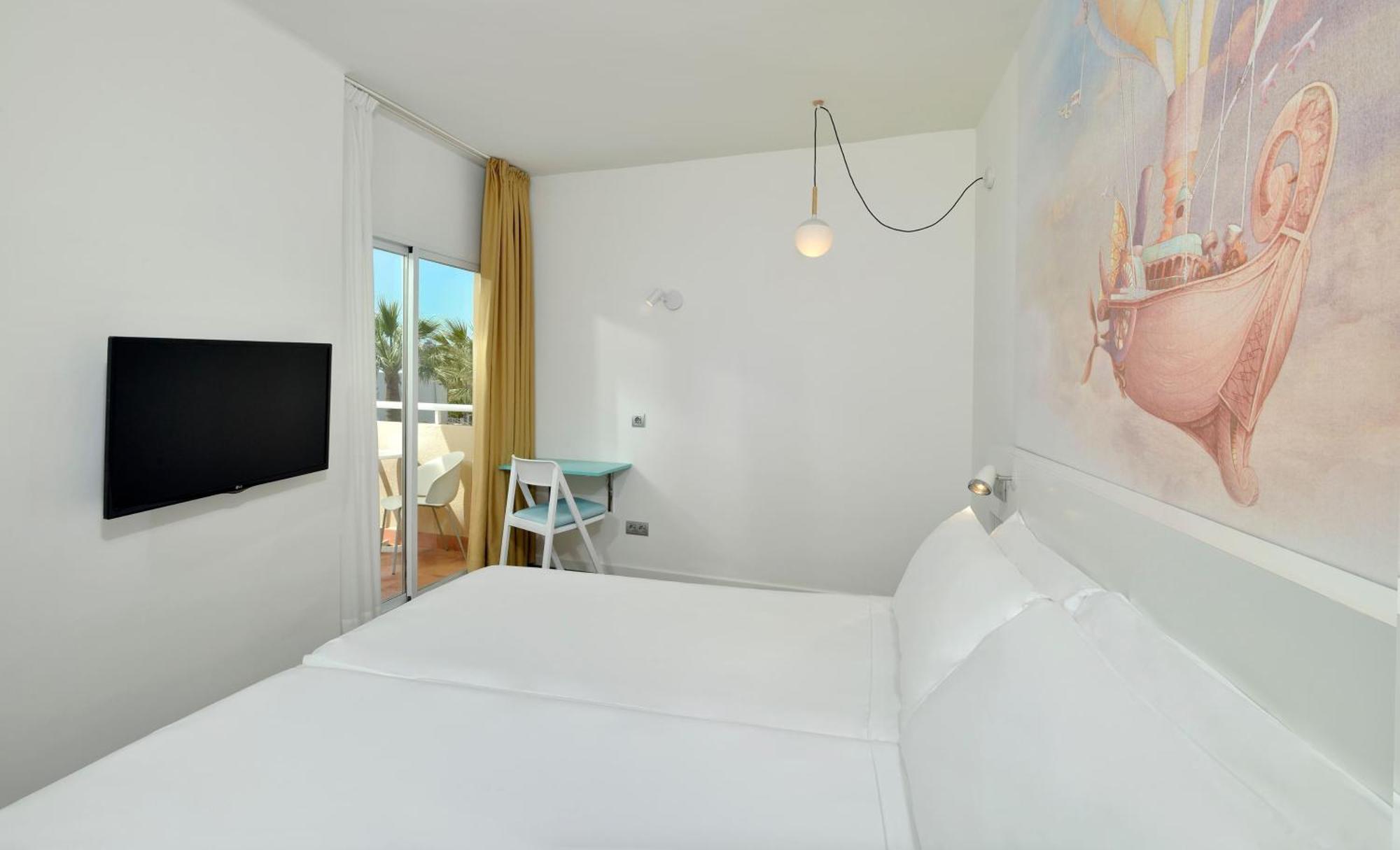 Standard Room,1771725118:JPEG