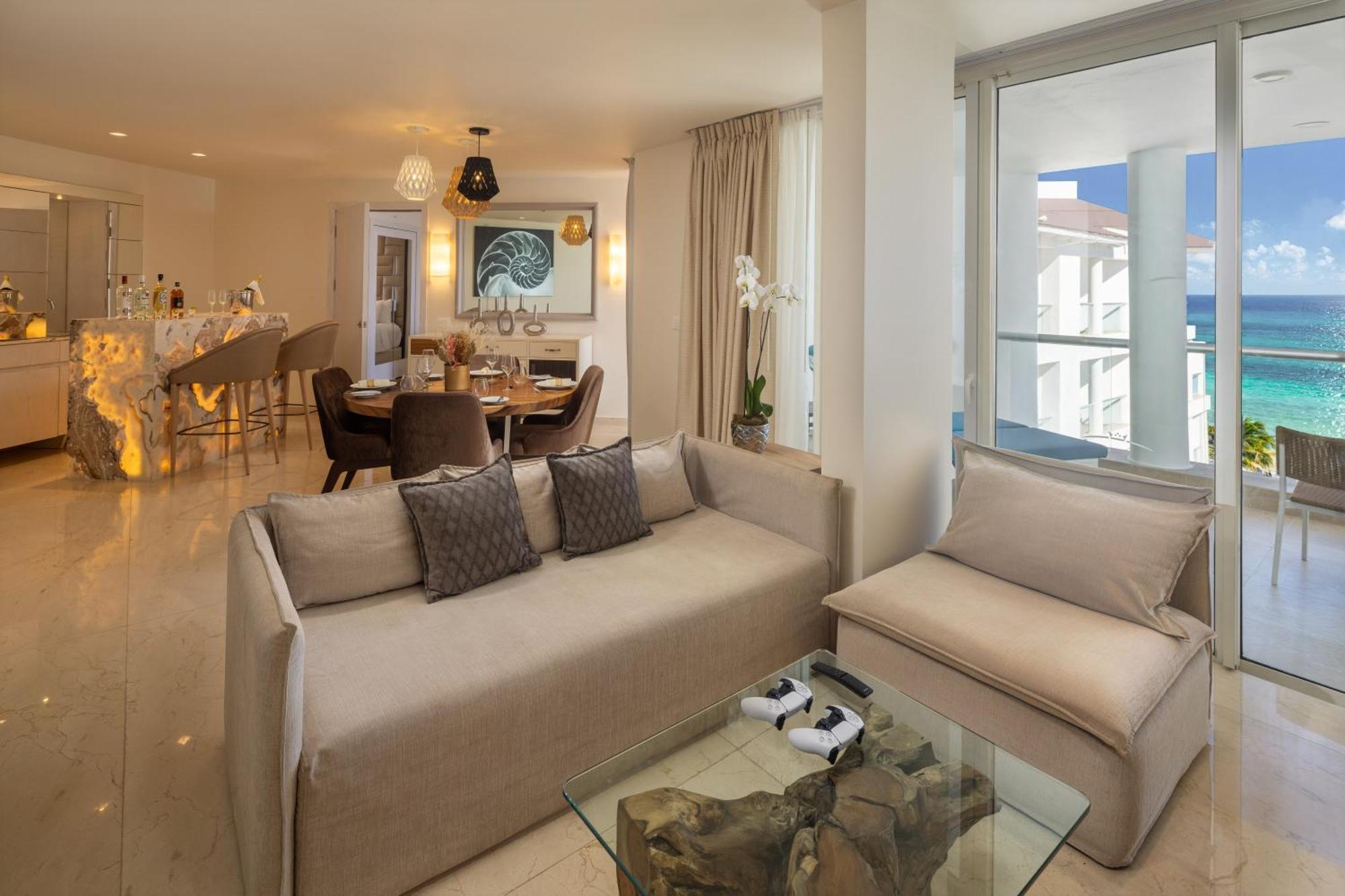 Two Bedroom Presidential Suite Ocean View - Kids & Teens Free