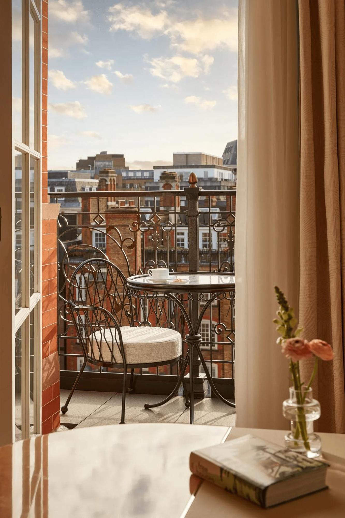 Claridge’s Balcony Room