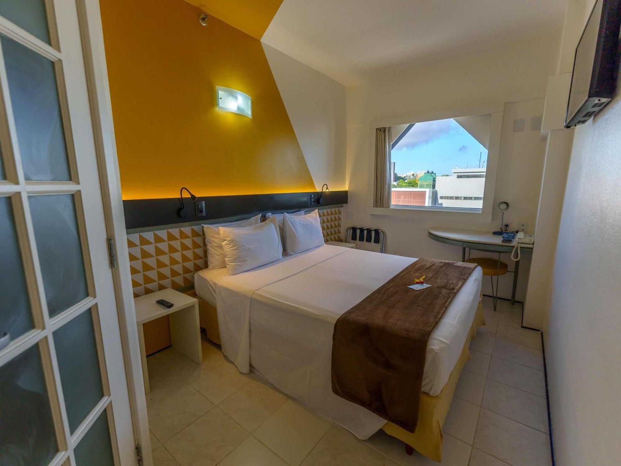 Standard Twin Room - Disability Access