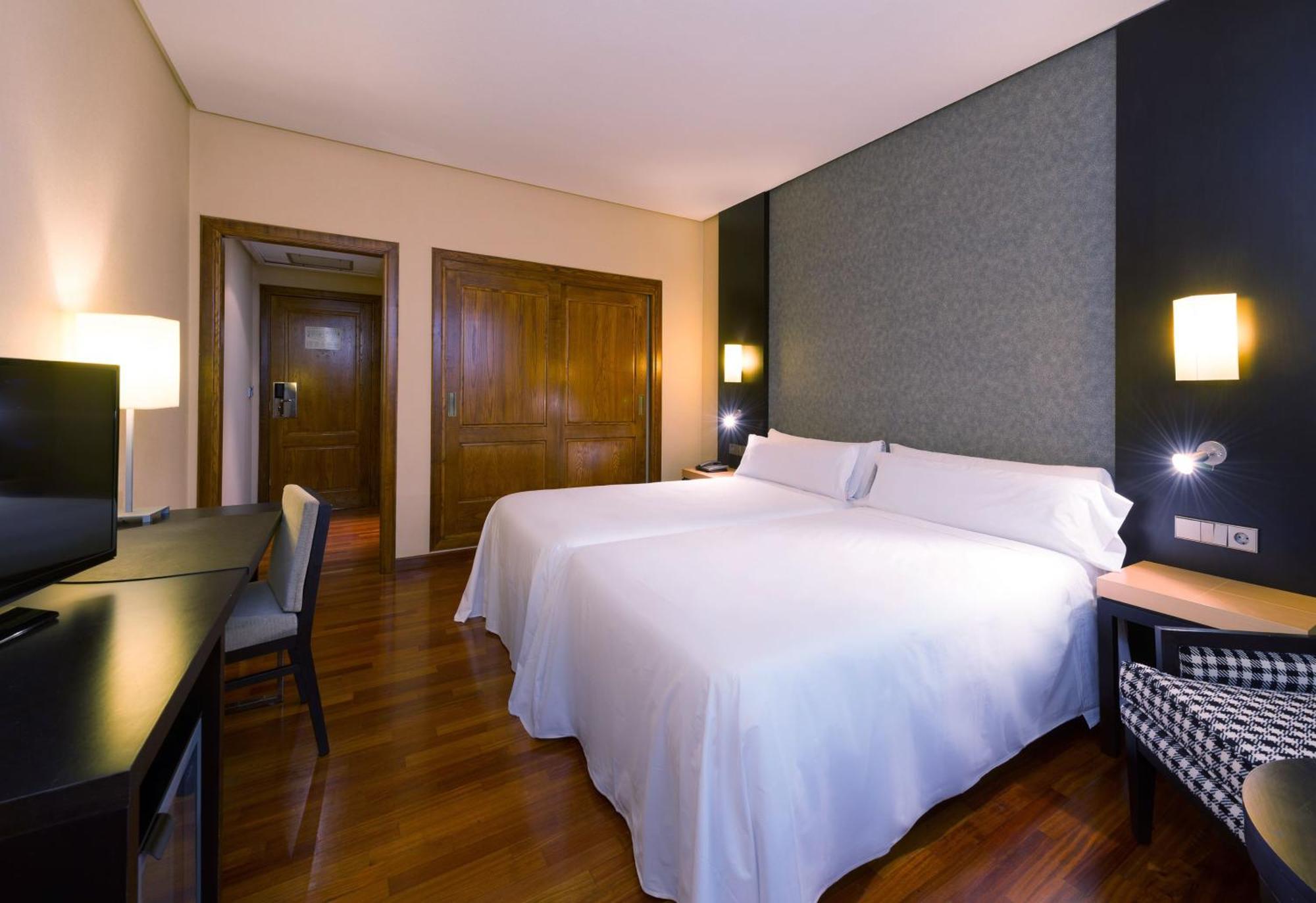 Standard Room,1771832029:JPEG