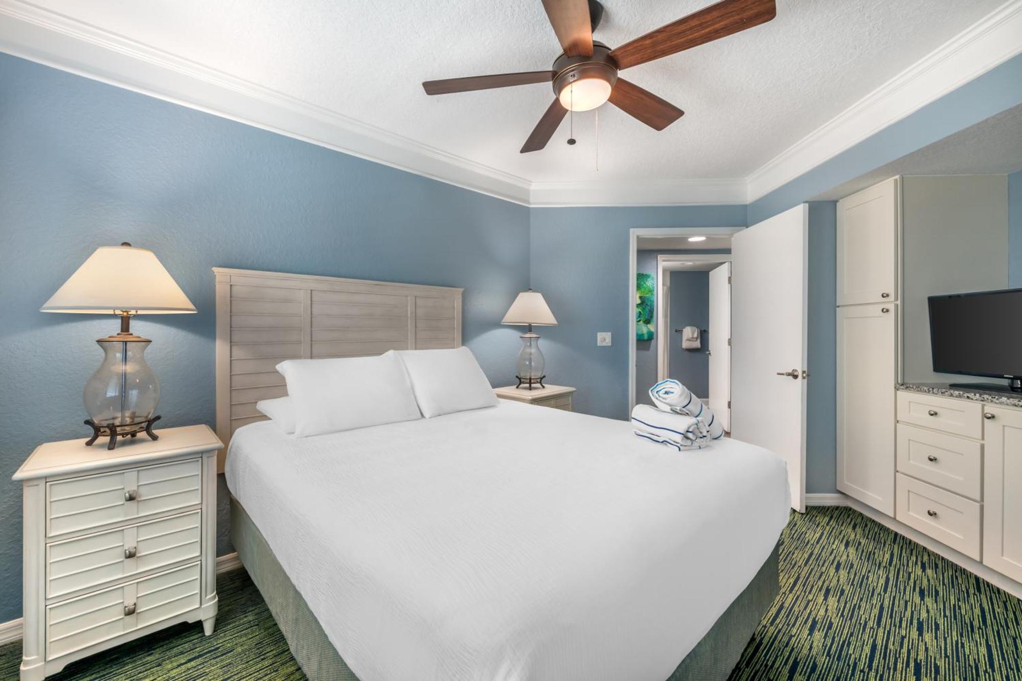 2 Bedrooms King Queen Bed Ocean Front