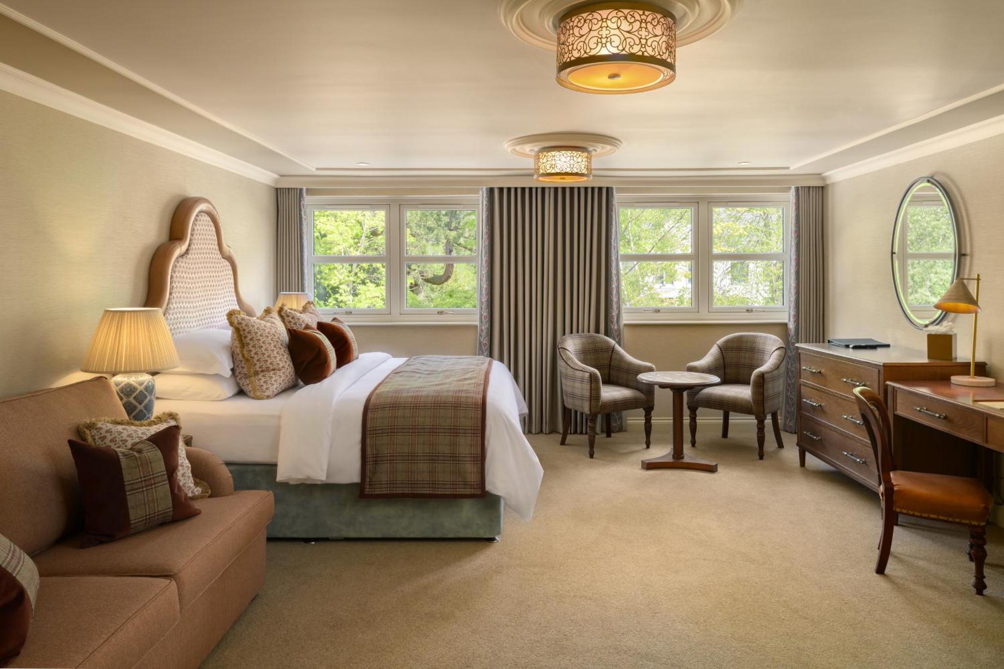 Deluxe Family Suite